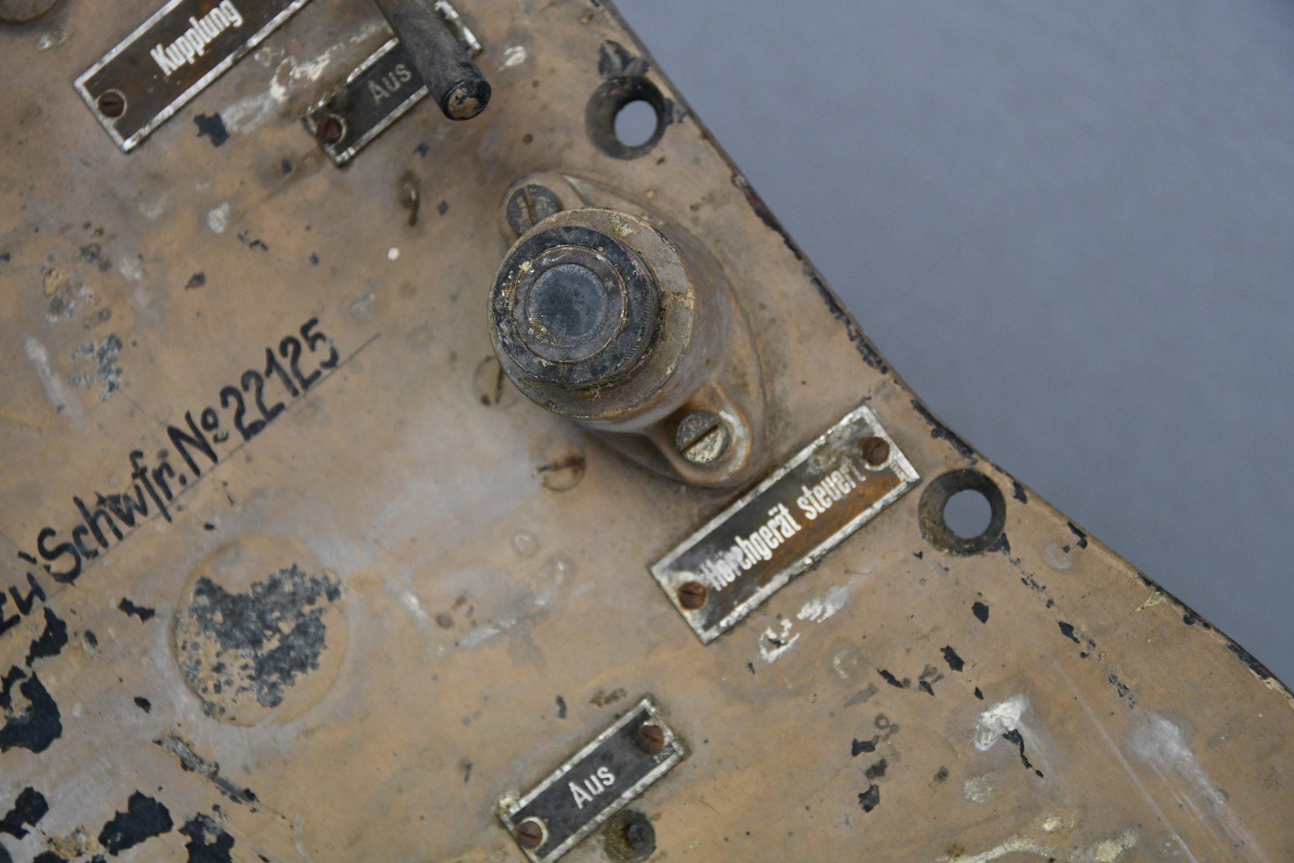 Luftwaffe anti-aircraft search light 'flakscheinwerfer' control panel by azg 1944 — image 7