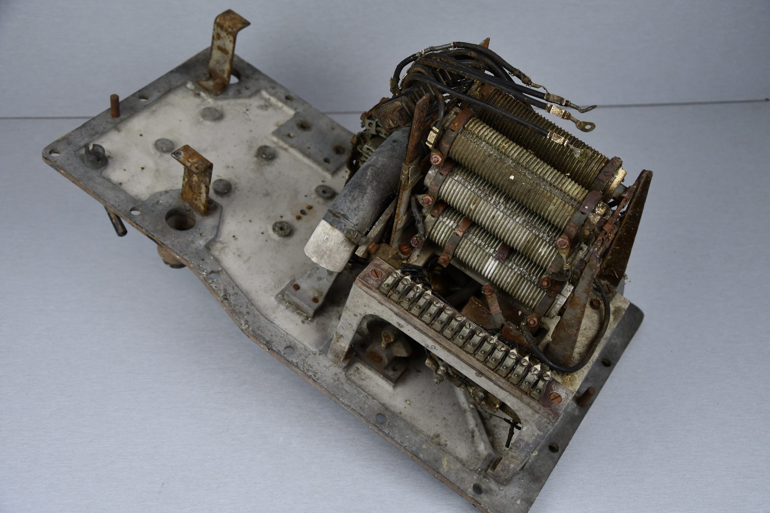 Luftwaffe anti-aircraft search light 'flakscheinwerfer' control panel by azg 1944 — image 8