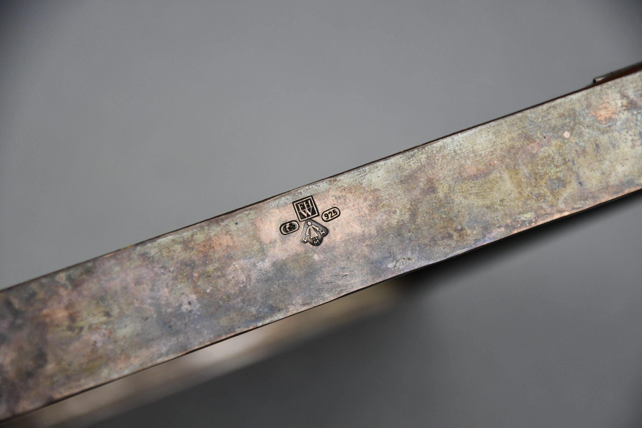 RARE Original Adolf Hitler formal pattern silver 925 photo frame by Franz and Hermann Wandinger 24 x 34 — image 3