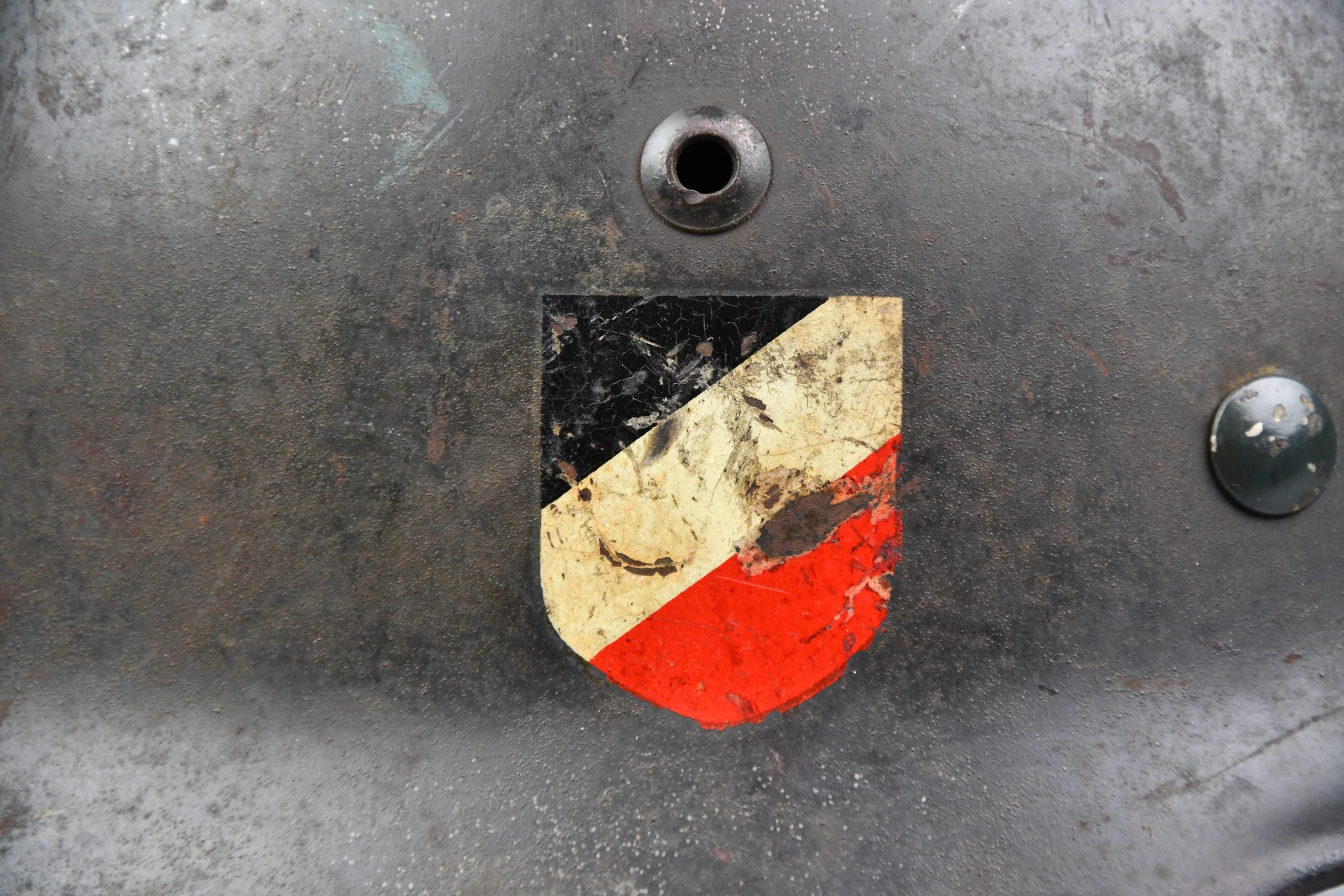 M35 Luftwaffe double decal steel helmet ET68 1939 unit marked — image 5