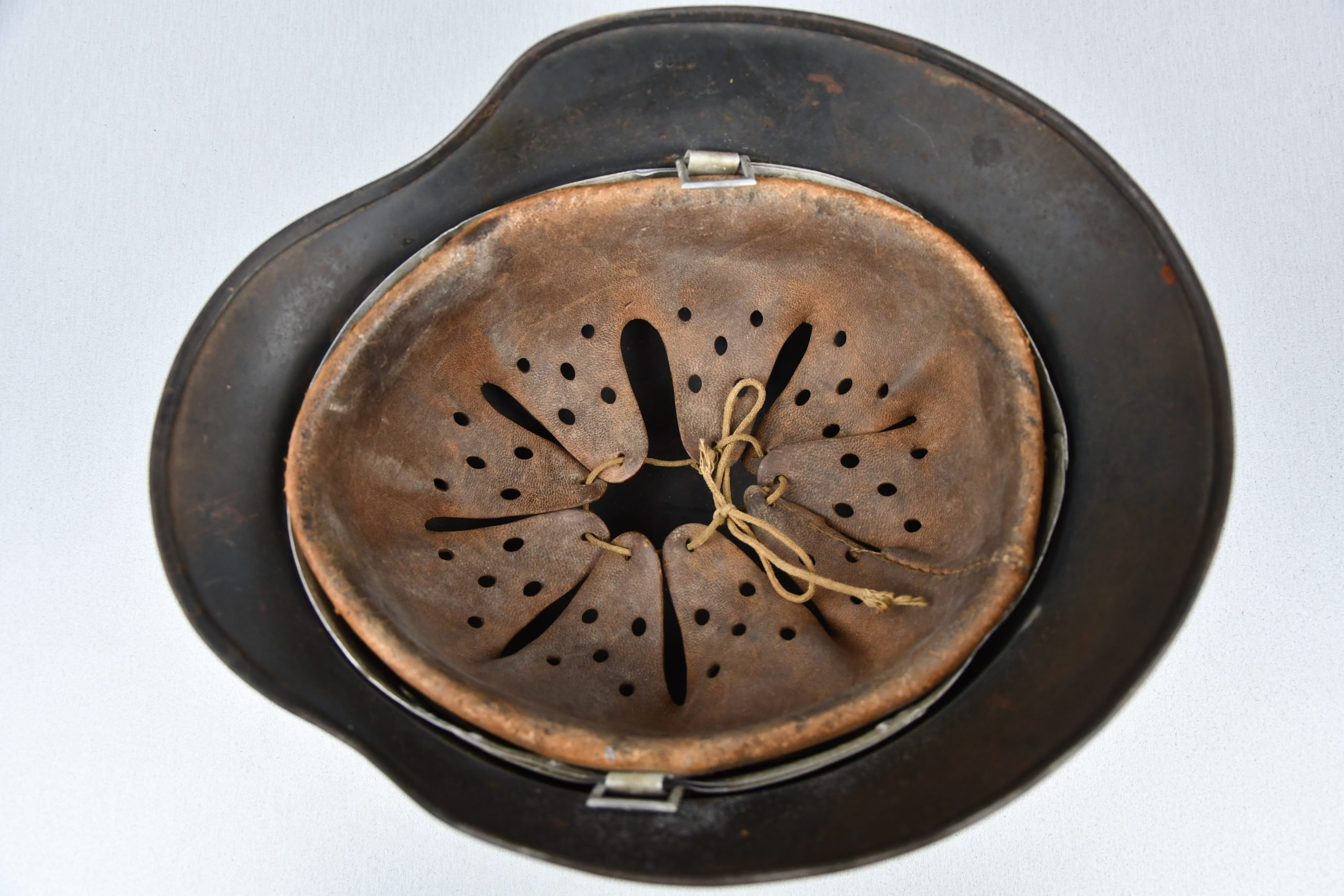 M35 Luftwaffe double decal steel helmet ET68 1939 unit marked — image 8