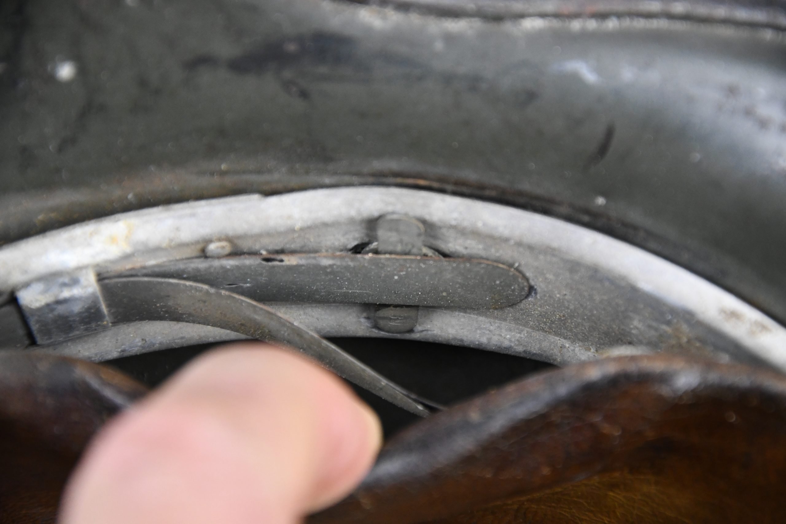 M35 army (Heer) structured camouflage helmet named to officer Oberleutnant Stein Q64 — image 16