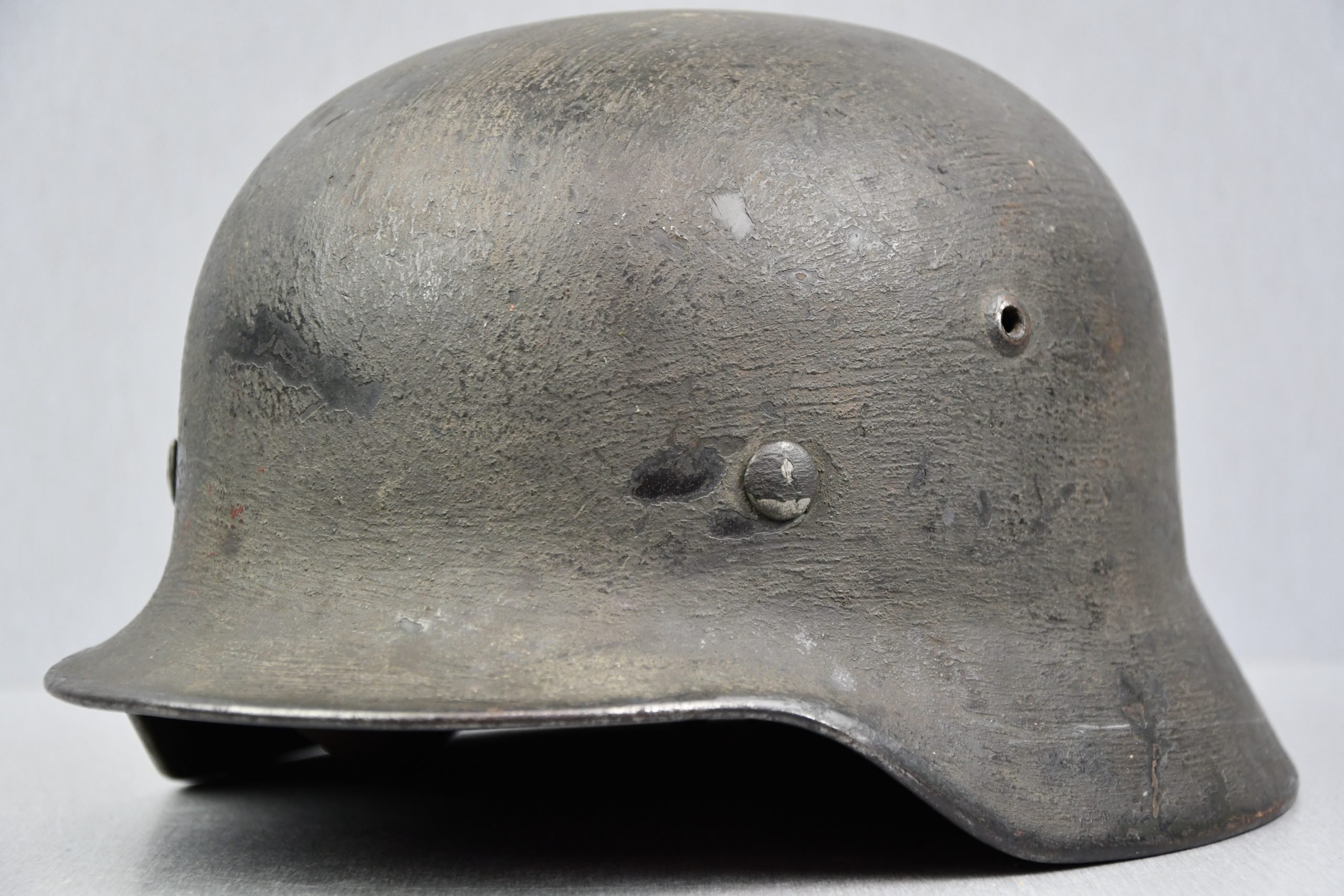 M35 army (Heer) structured camouflage helmet named to officer Oberleutnant Stein Q64 — image 19