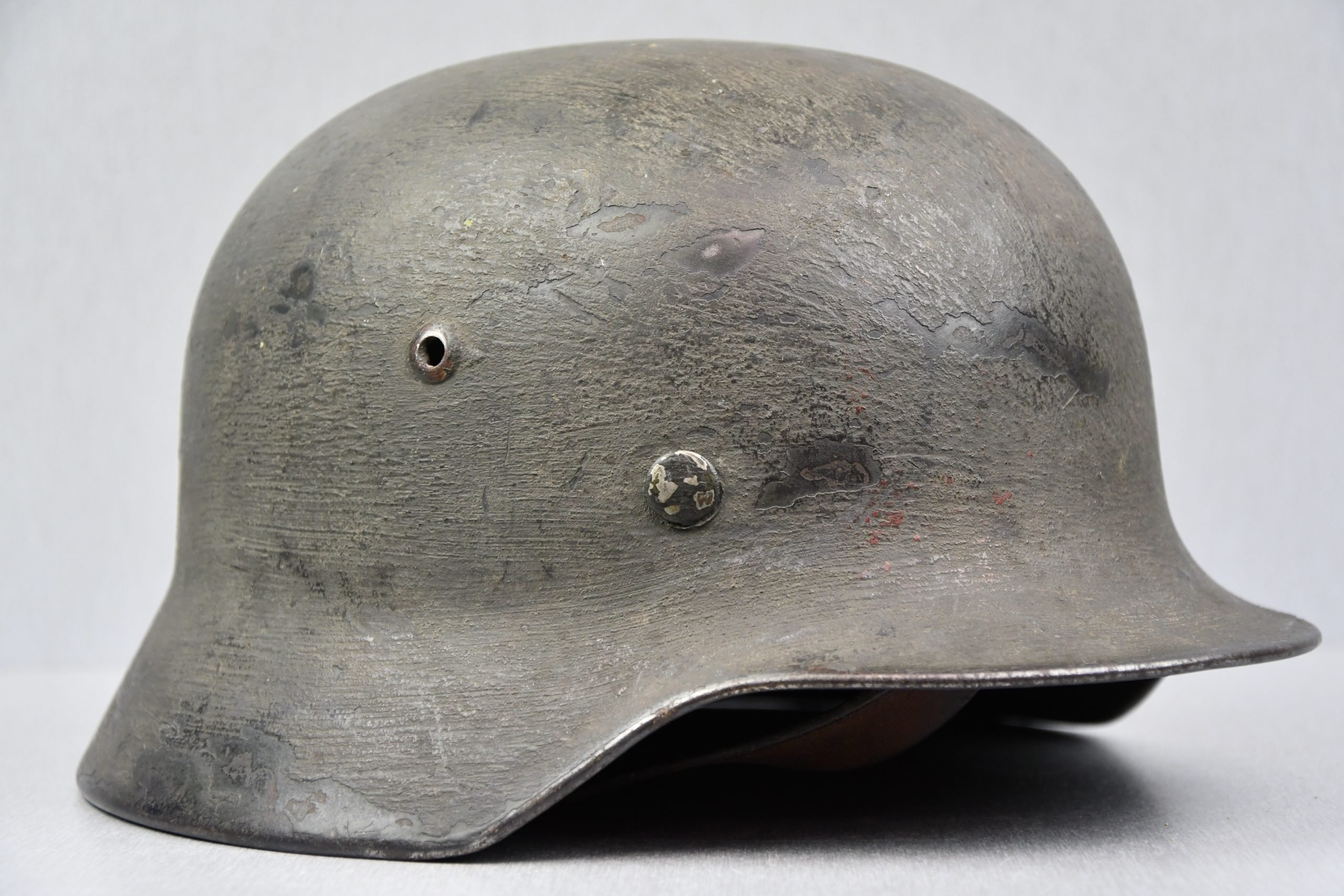 M35 army (Heer) structured camouflage helmet named to officer Oberleutnant Stein Q64 — image 20