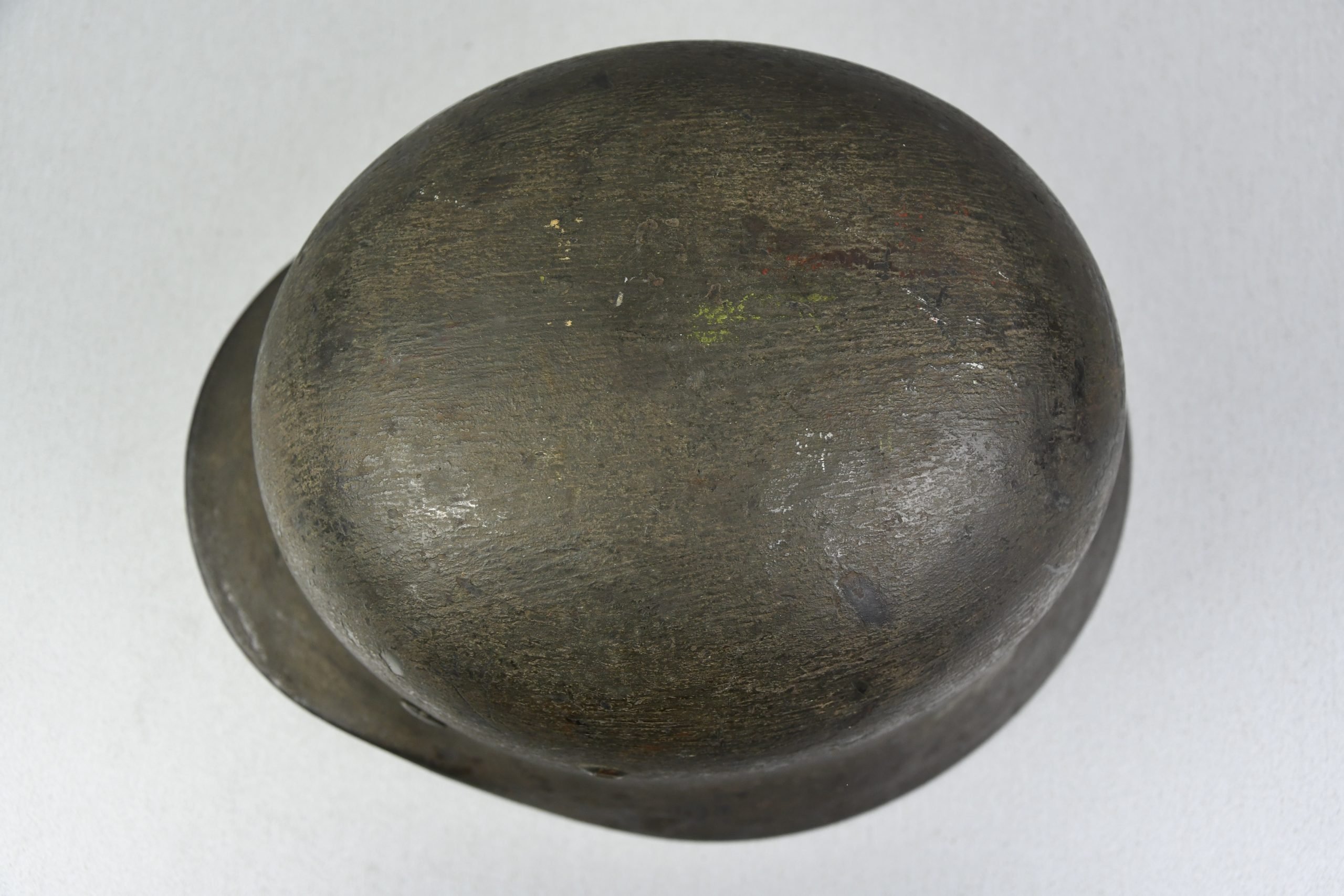 M35 army (Heer) structured camouflage helmet named to officer Oberleutnant Stein Q64 — image 6