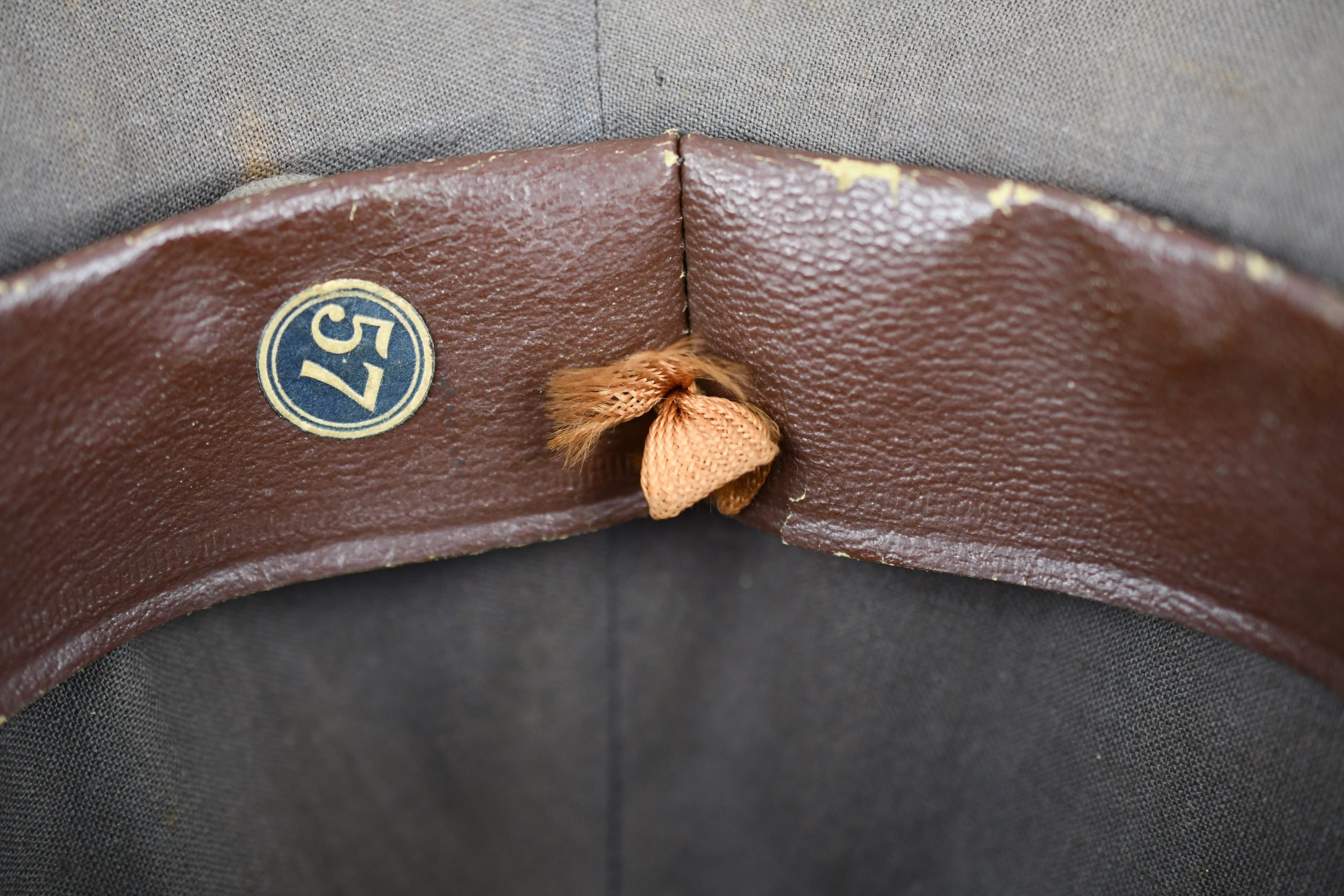Luftwaffe 'Afrikakorps' captured sun faded 'blue' tropical pith helmet made in France — image 15