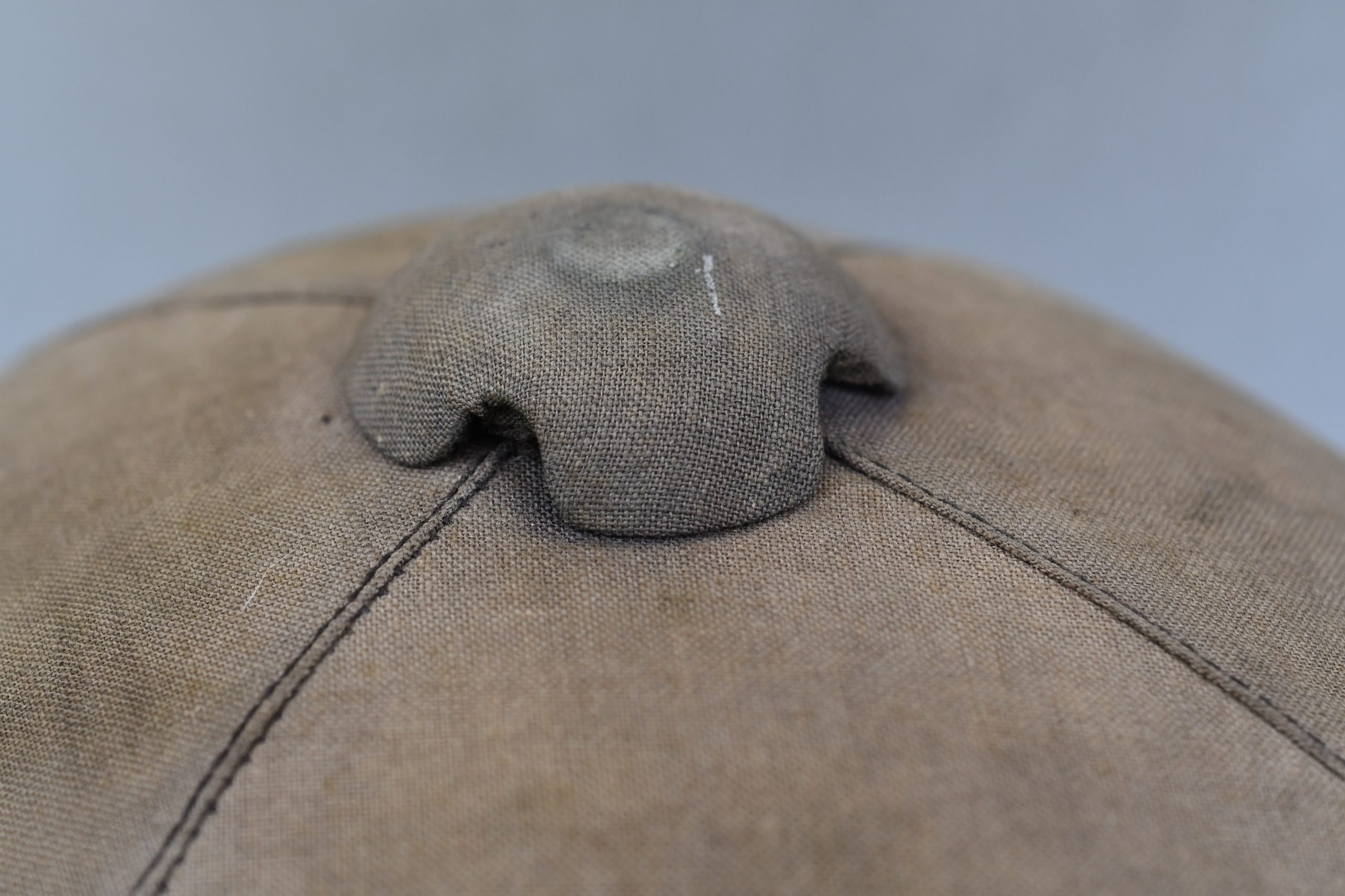 Luftwaffe 'Afrikakorps' captured sun faded 'blue' tropical pith helmet made in France — image 9