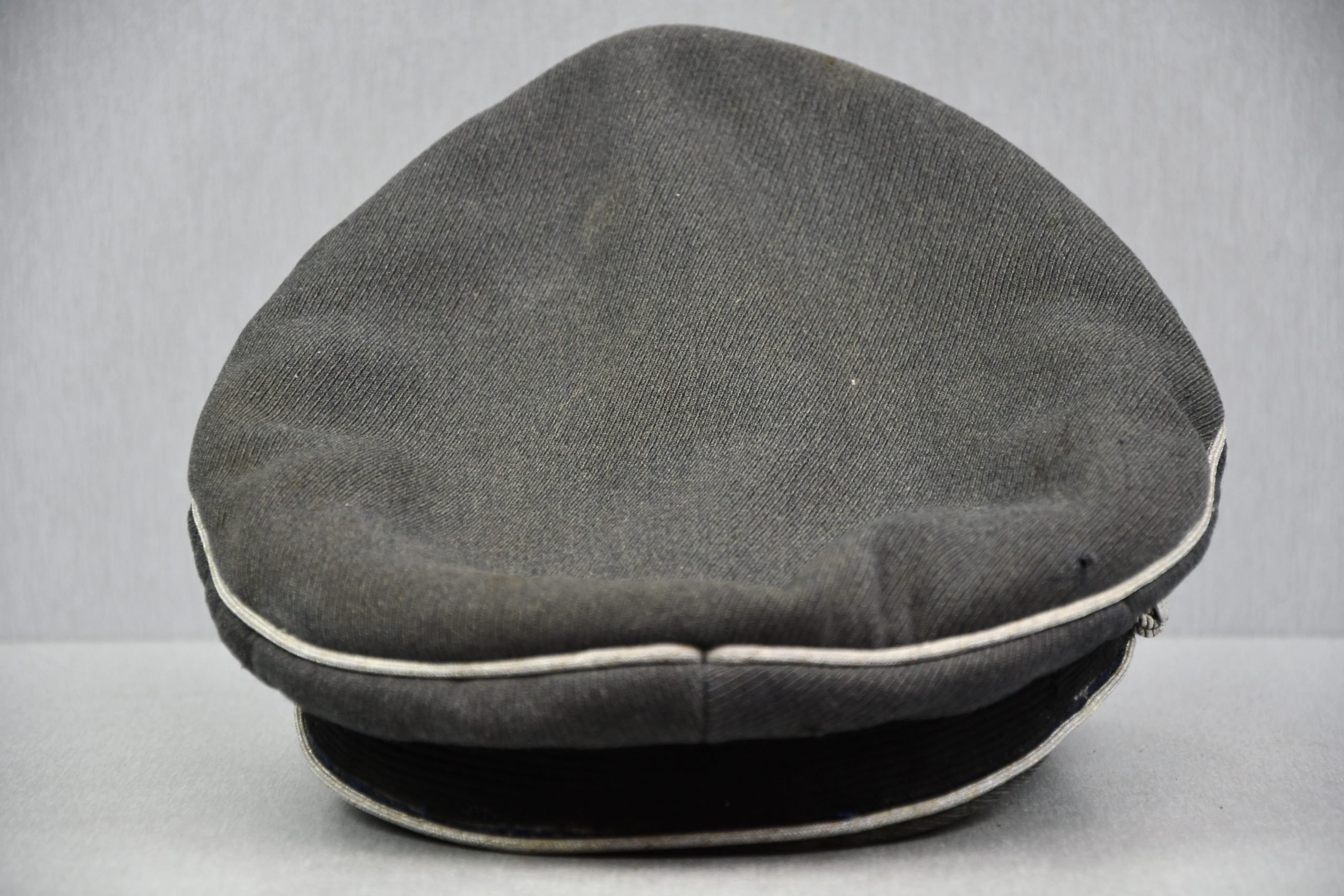 Luftwaffe officer visor cap 'Schirmmütze' — image 5