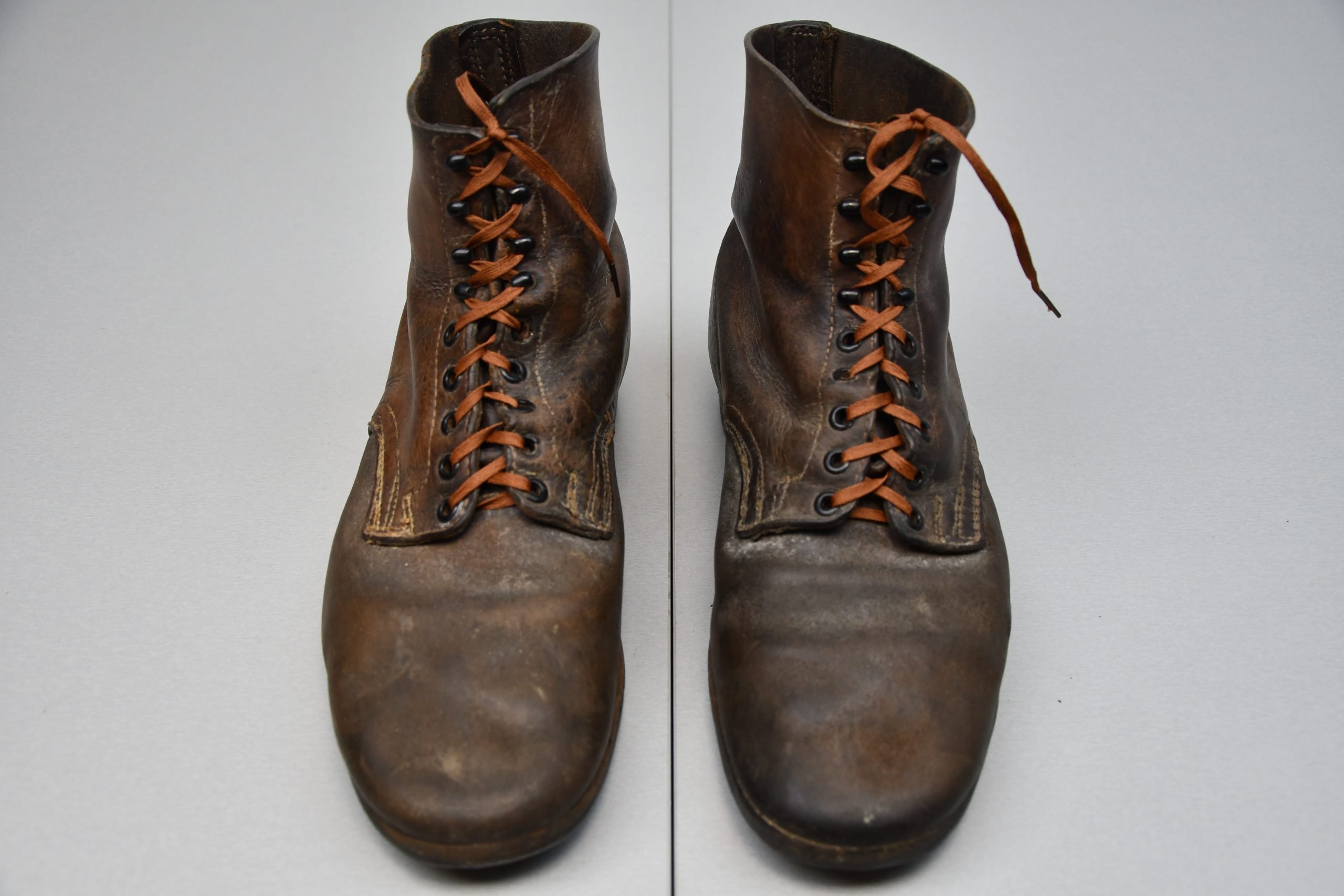 M37 Army/Waffen-SS low boots 'Schnurschuhe' — image 3
