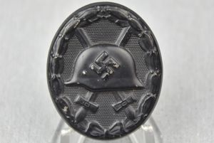 German black wound badge by '93' Richard Simm & Söhne