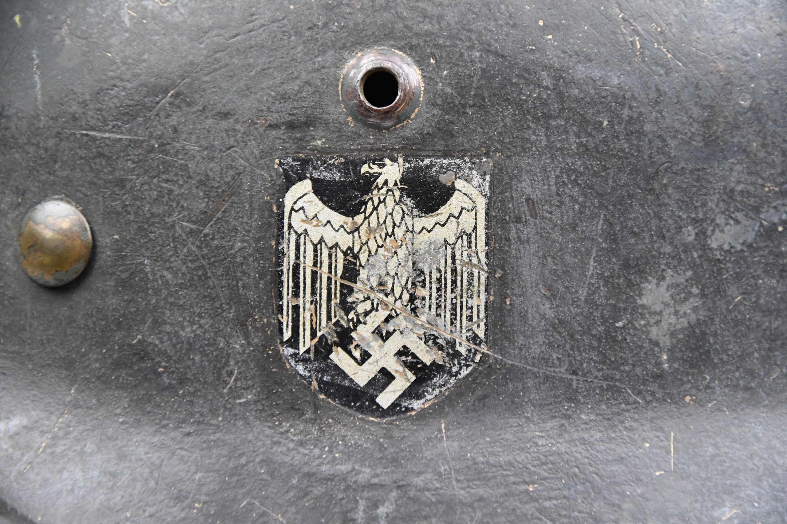 M35 army (Heer) ex-double decal 'overpaint' steel helmet Q64 — image 2