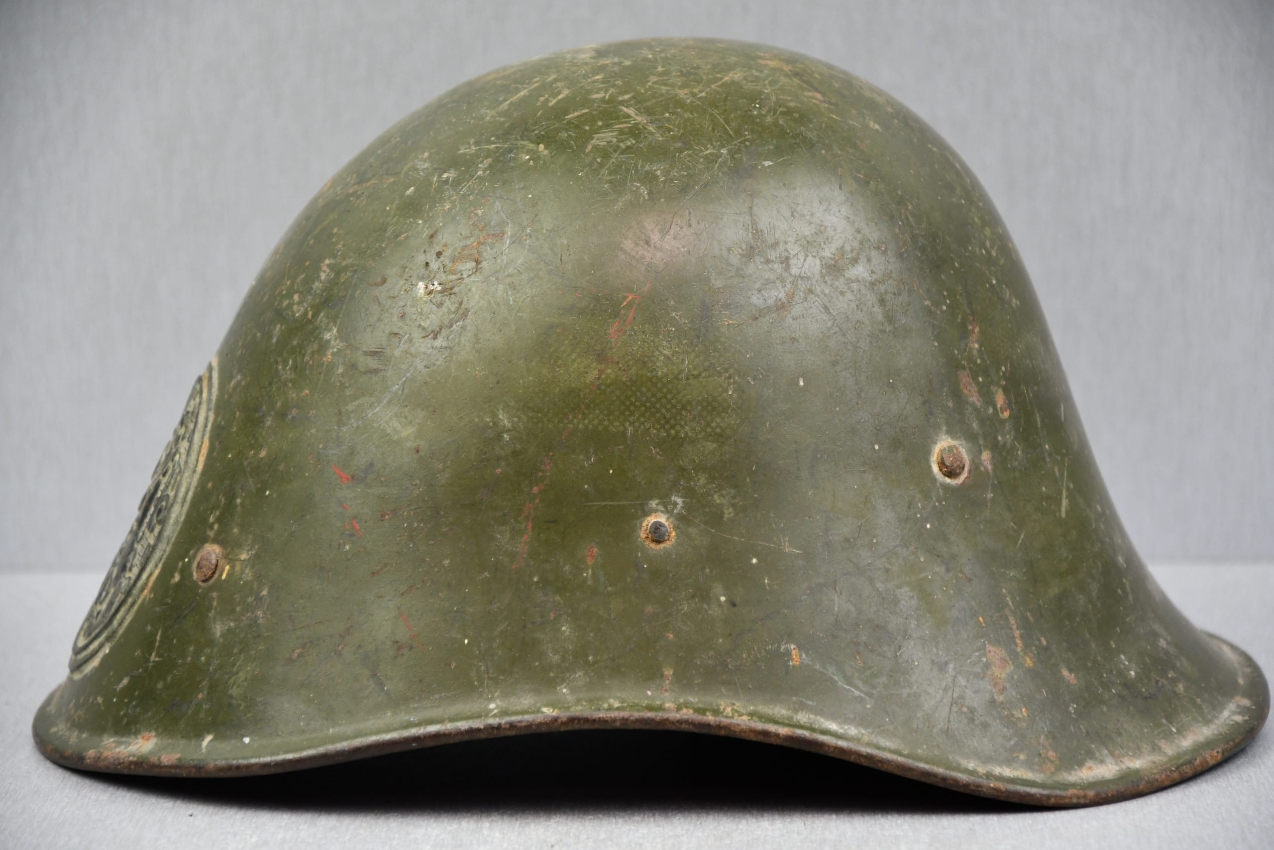 WW2 M27 Dutch army steel helmet — image 2
