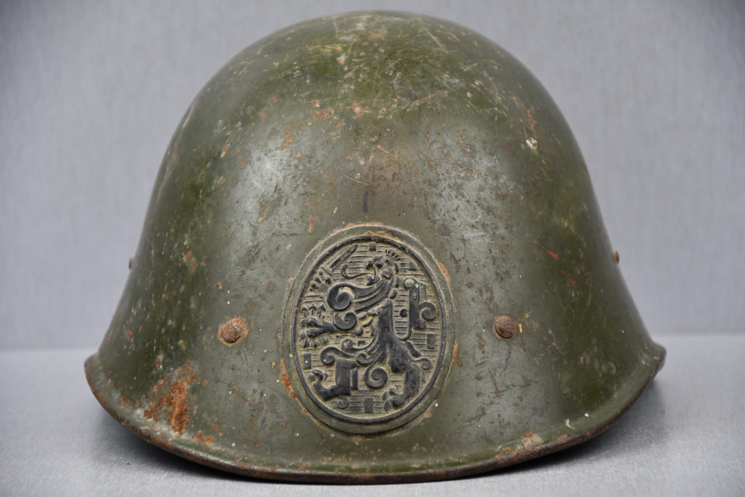 WW2 M27 Dutch army steel helmet — image 4