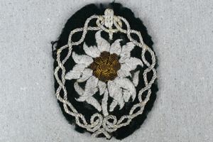 Gebirgsjäger officer sleeve edelweiss in bullion