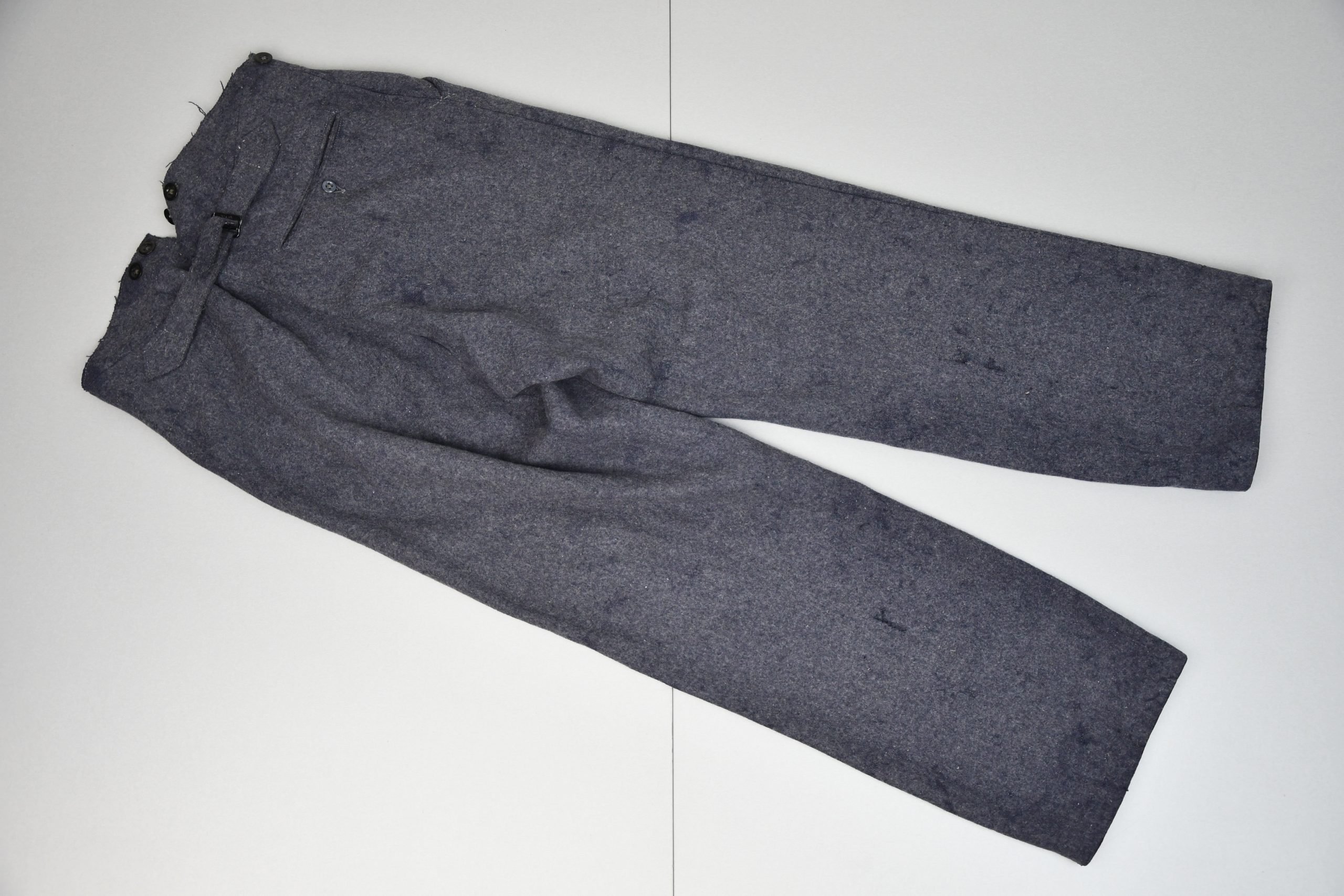 Standard M40 Luftwaffe trousers with RBNr. — image 2