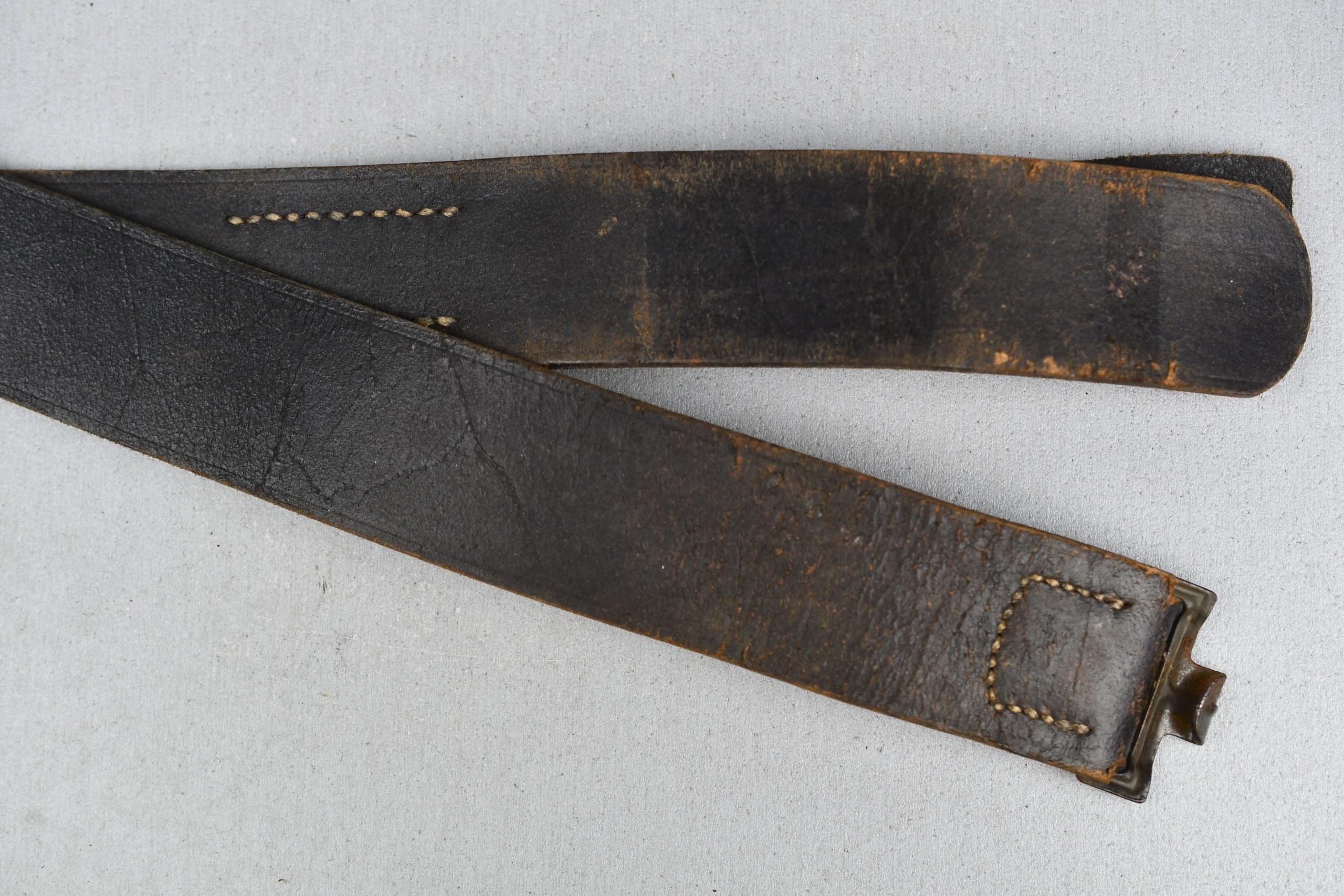 Wehrmacht leather equipment belt with RBNr. 1943 — image 2
