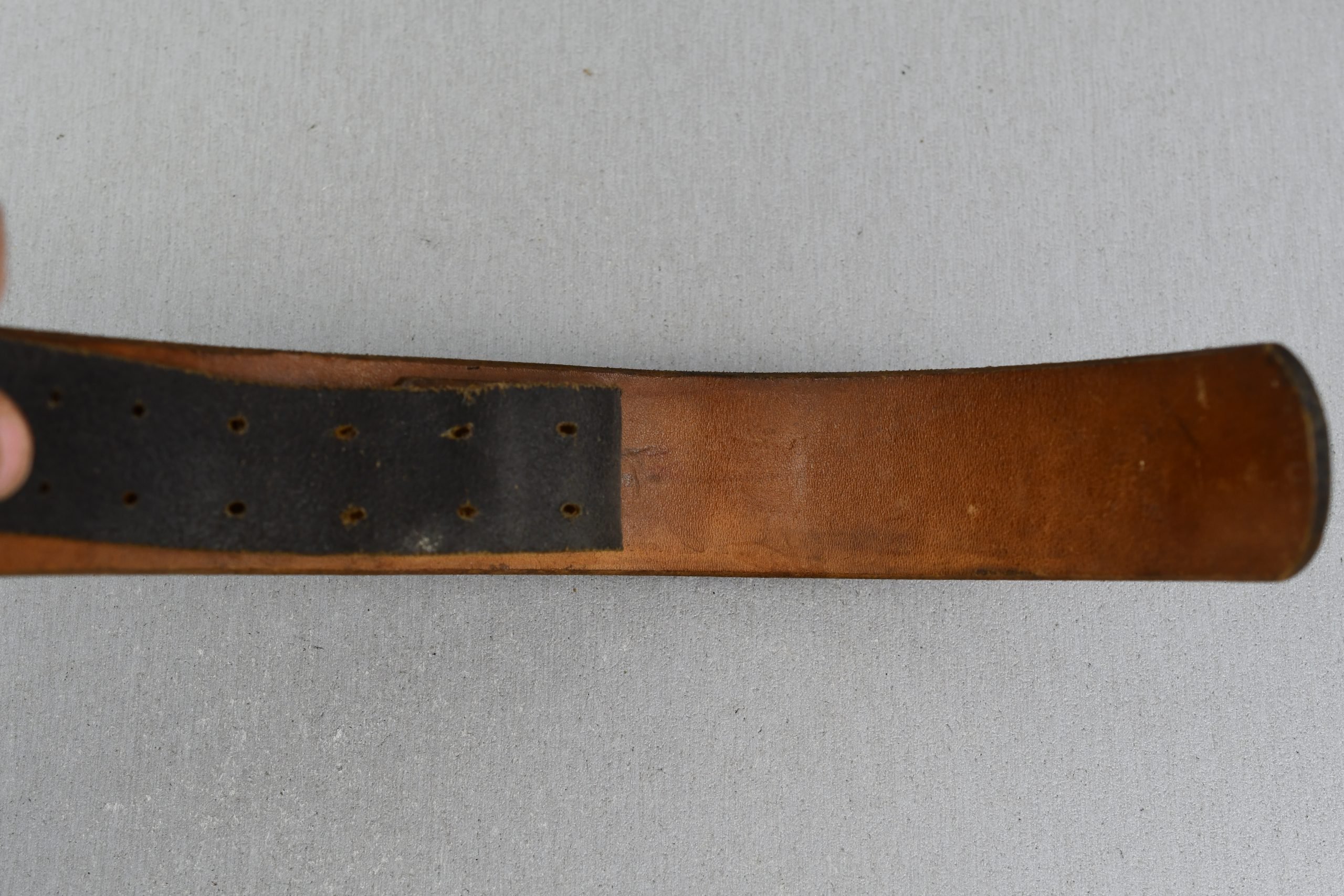 Wehrmacht leather equipment belt with RBNr. 1943 — image 5