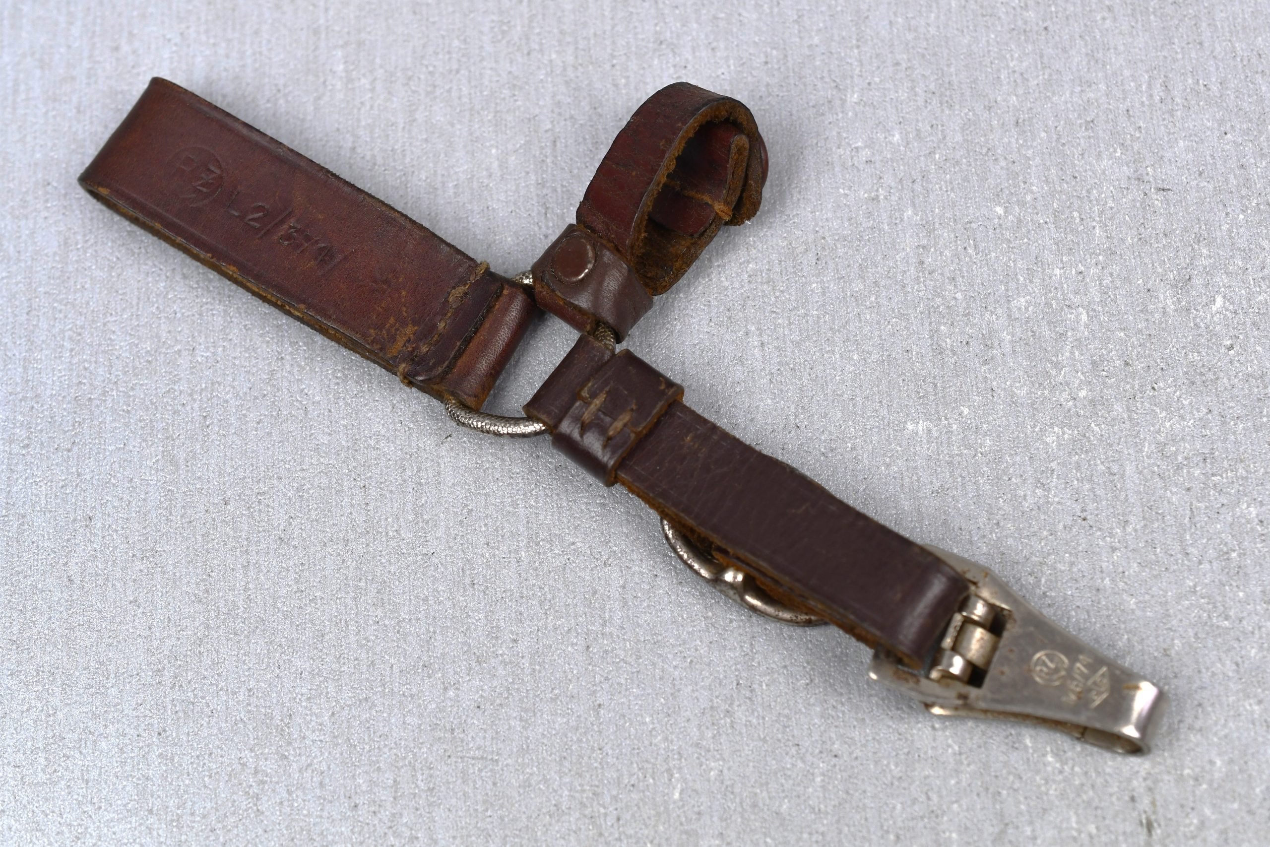 Complete M33 SA dagger hanger with top grip hanger RZM marked — image 2