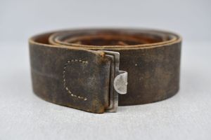 Early Wehrmacht equipment belt with aluminum hook by Karl Kuhne …