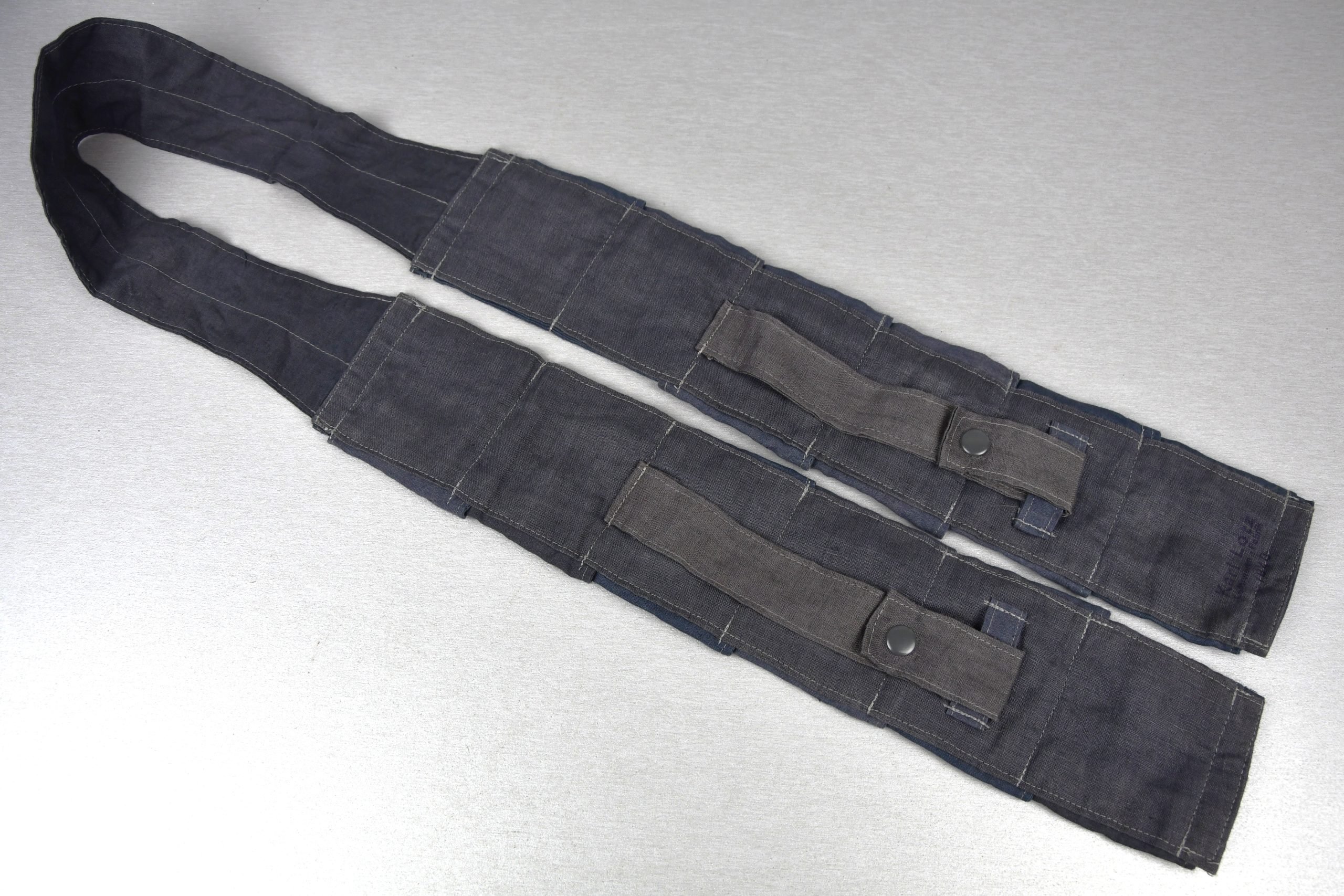 Fallschirmjäger K98 ammunition bandoleer in blue color by Franz Lotz 1940 — image 5