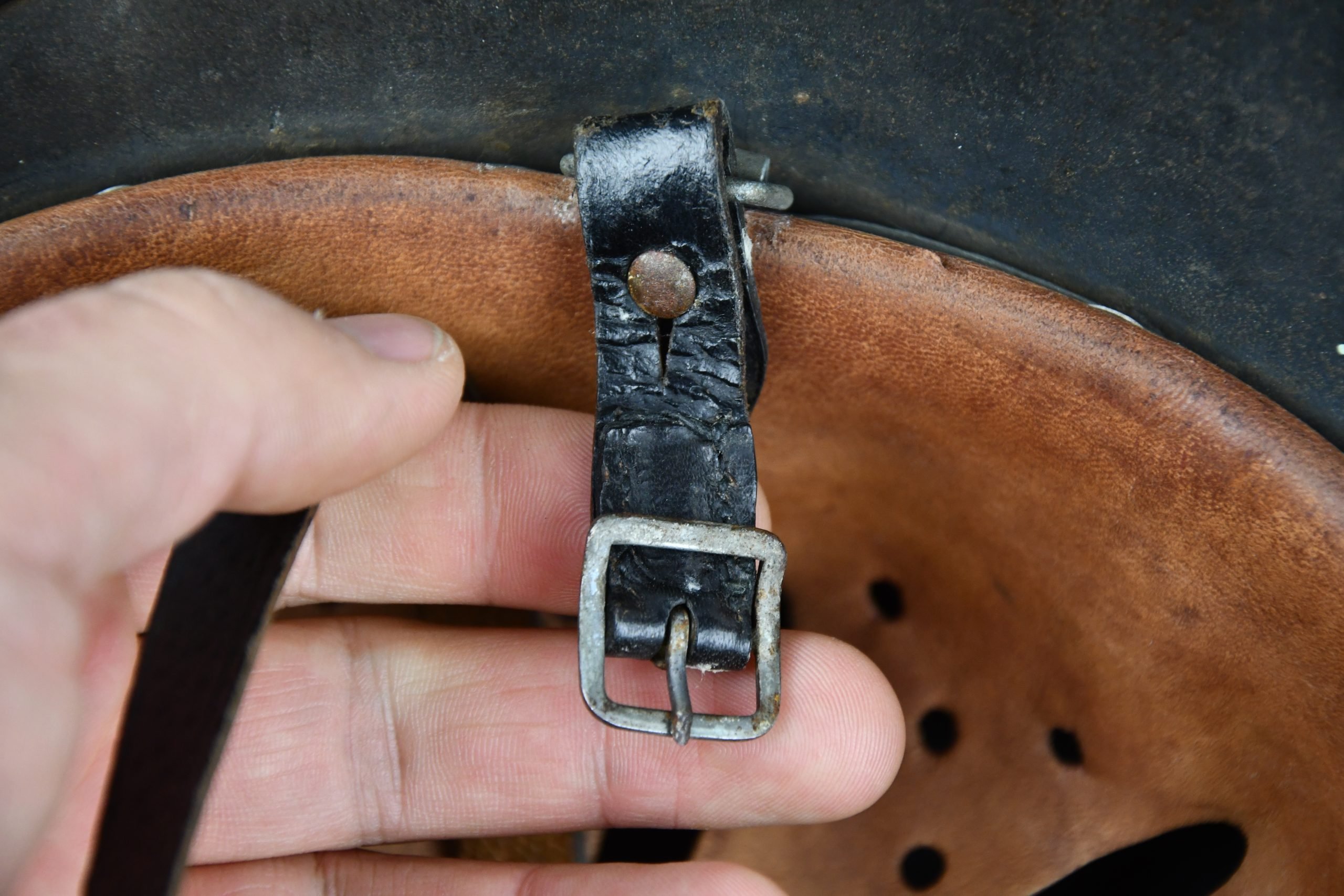 M40 Luftwaffe single decal steel helmet hkp64 — image 11