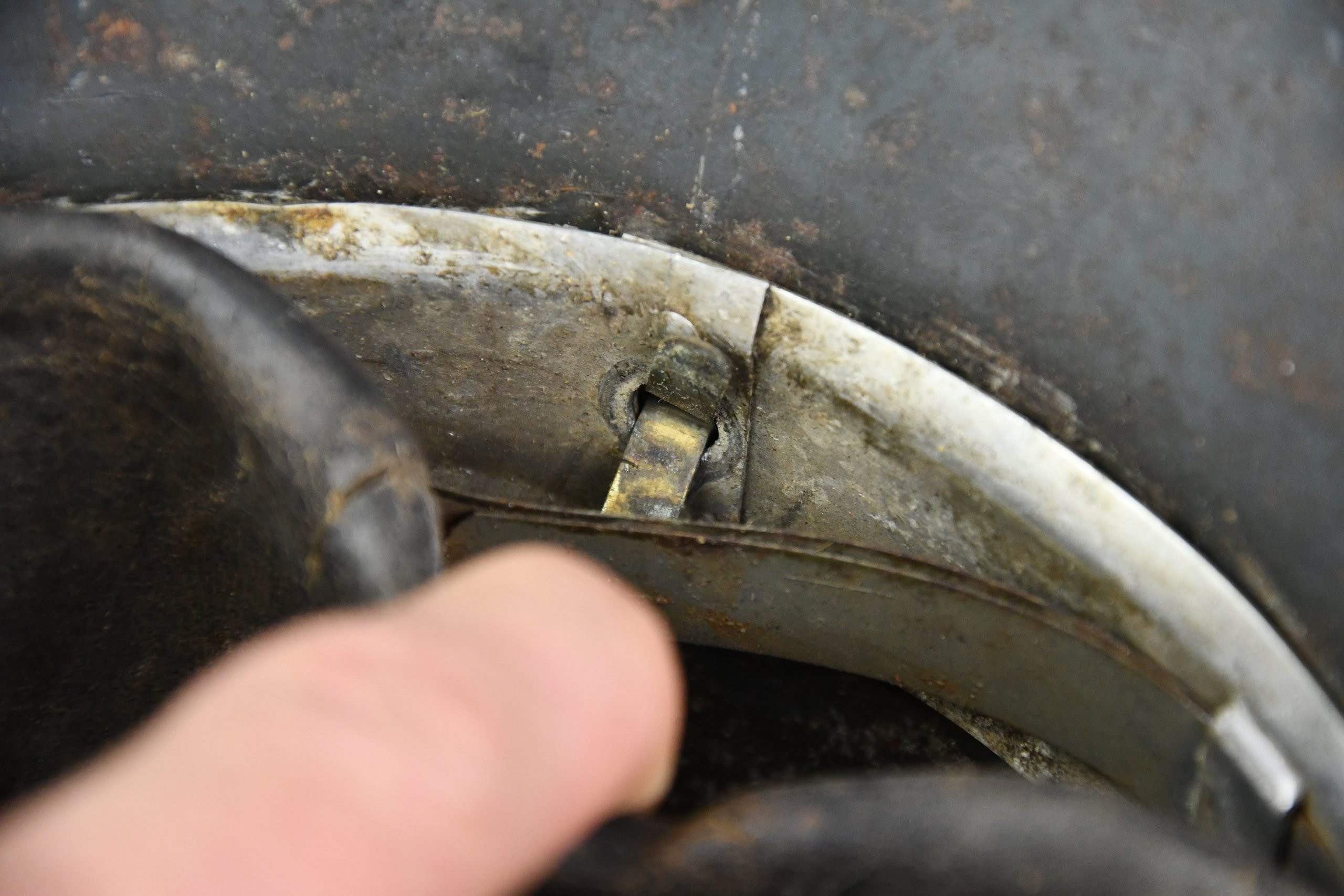 M35 Luftwaffe double decal steel helmet with droop tail eagle ET66 1935 — image 16
