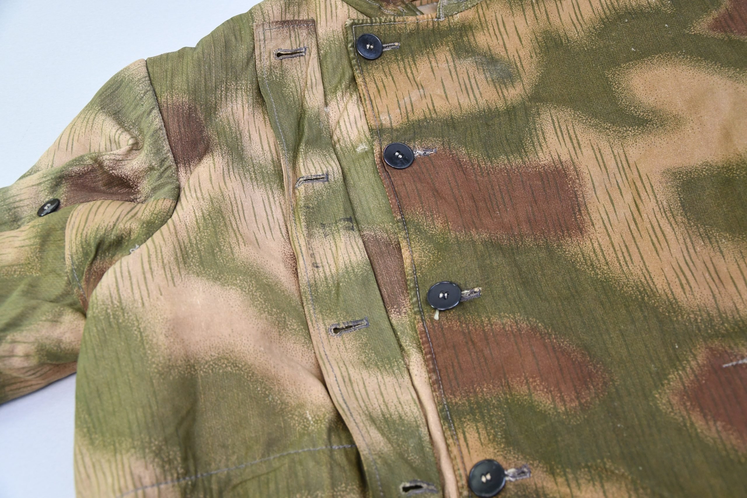 Wehrmacht winter parka in Sumpftarnmuster with RBNr — image 11