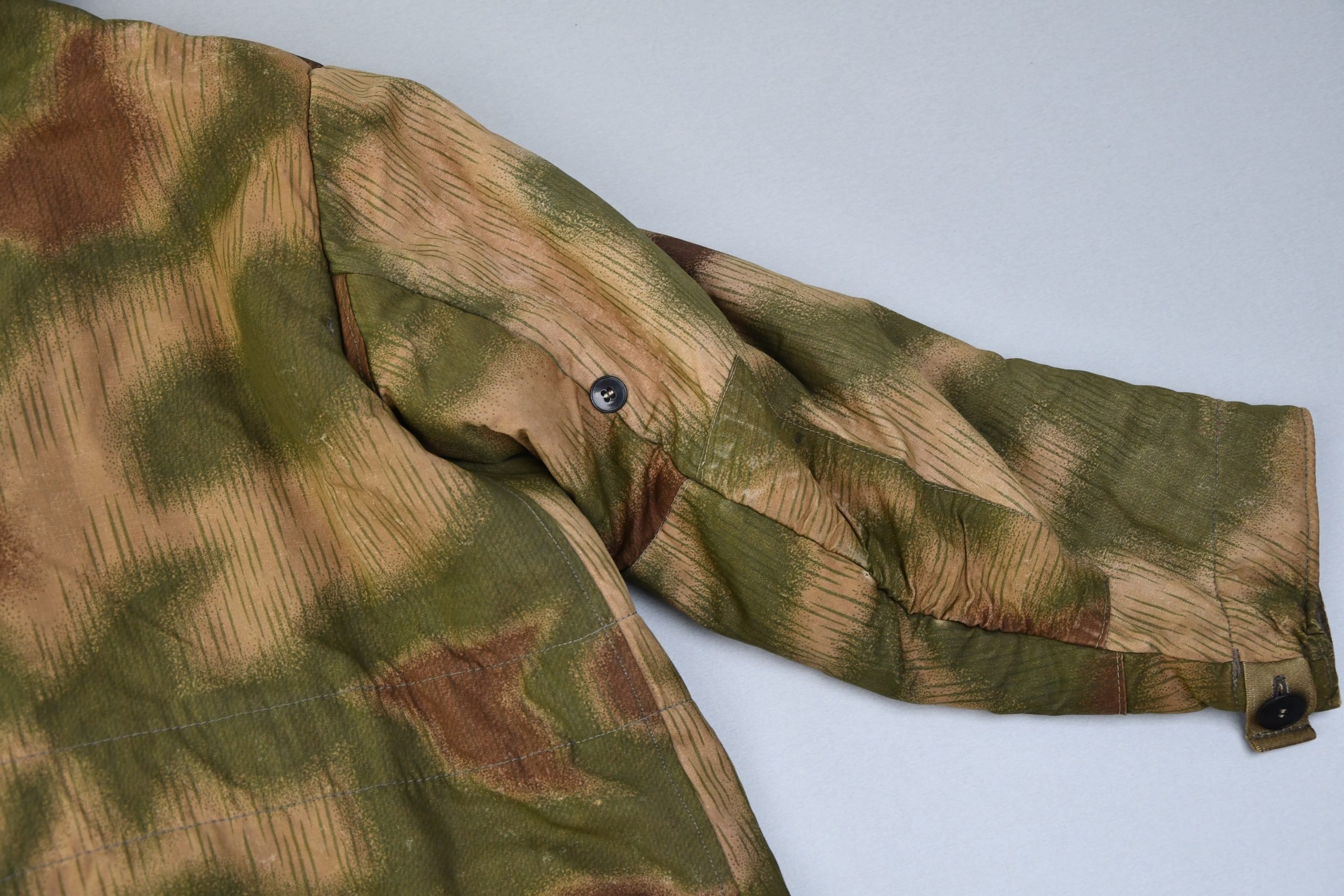 Wehrmacht winter parka in Sumpftarnmuster with RBNr — image 9