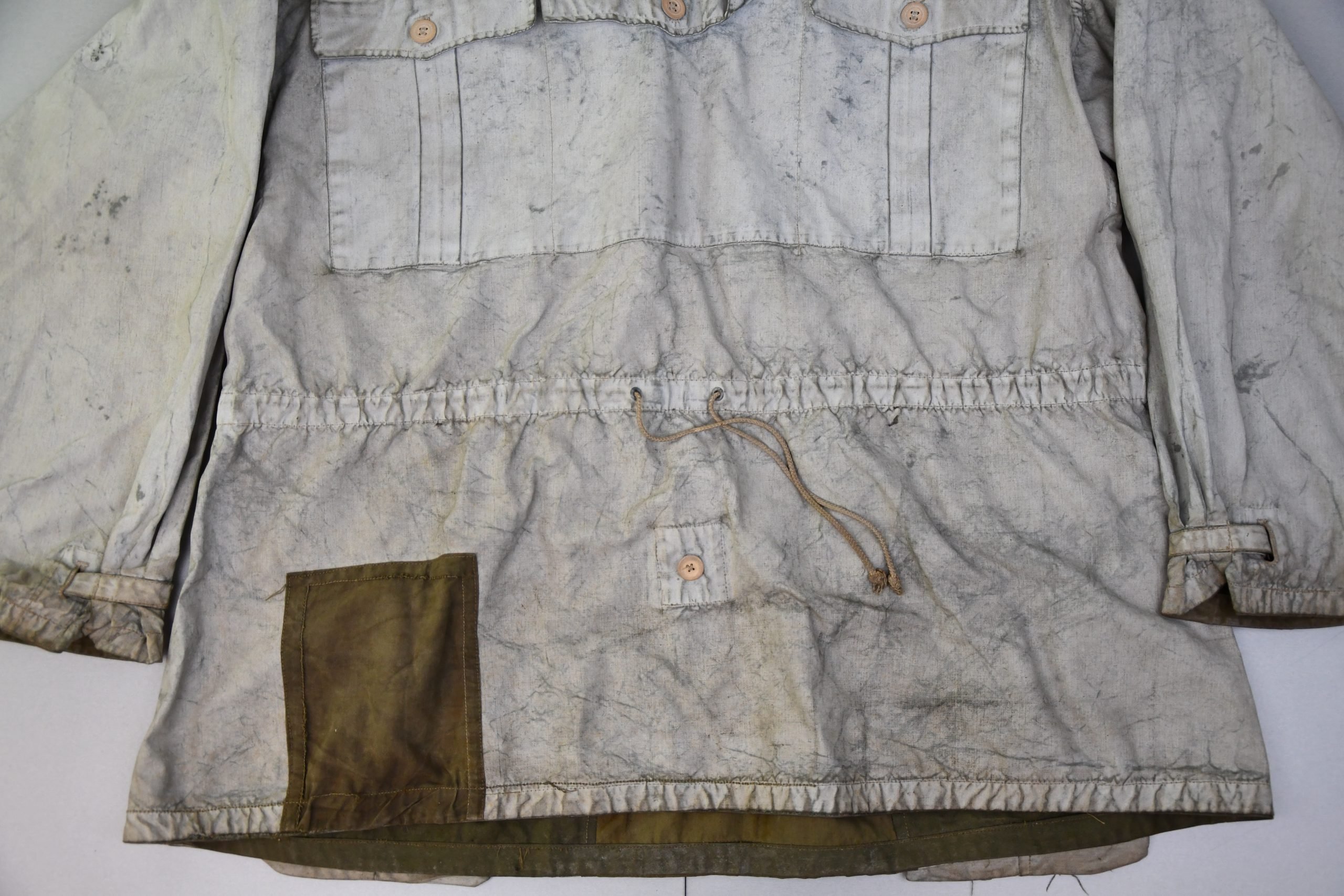 Army/Waffen-SS mountain trooper 'Gebirgsjäger' reversible green three pocket anorak 1942 — image 3