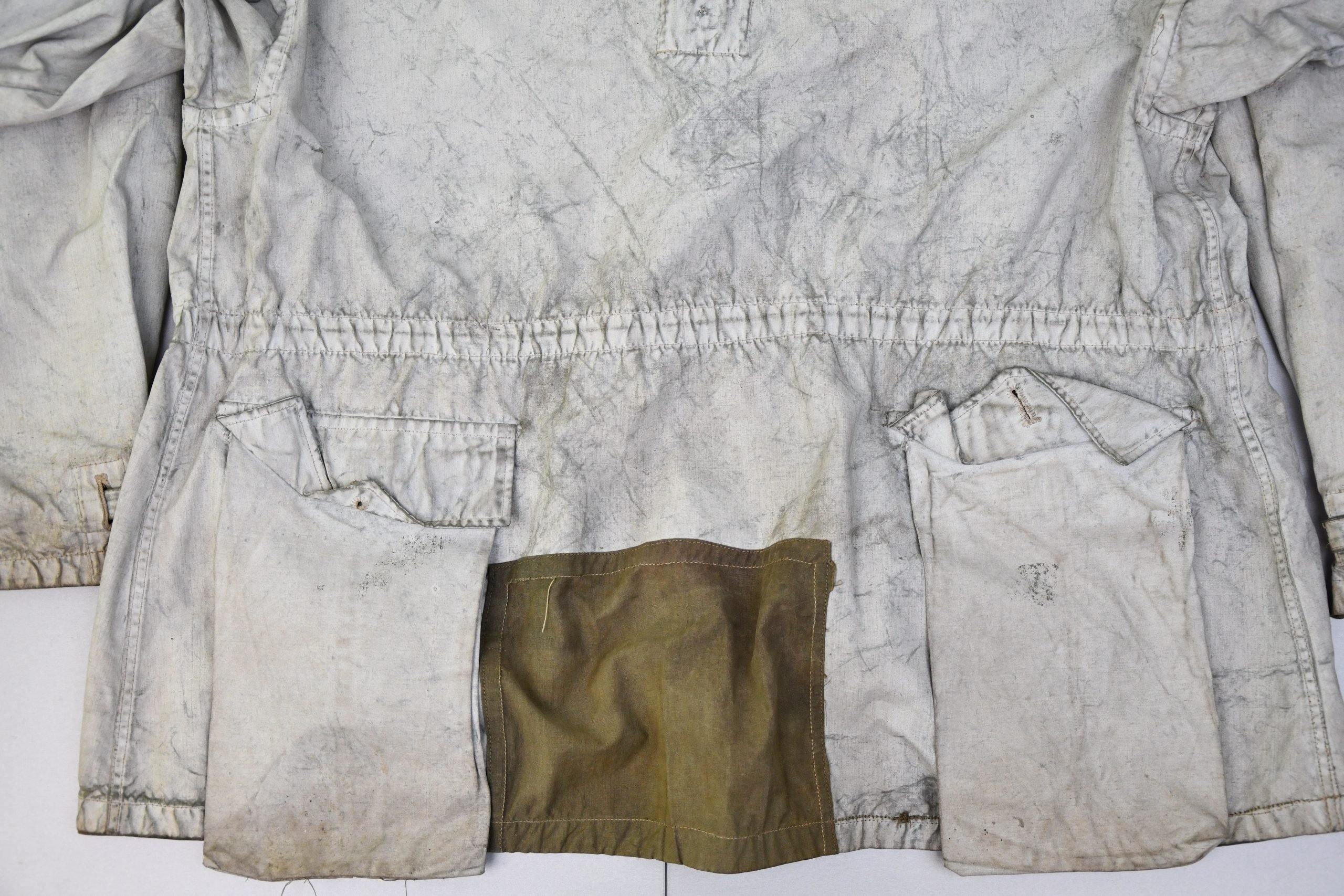 Army/Waffen-SS mountain trooper 'Gebirgsjäger' reversible green three pocket anorak 1942 — image 6