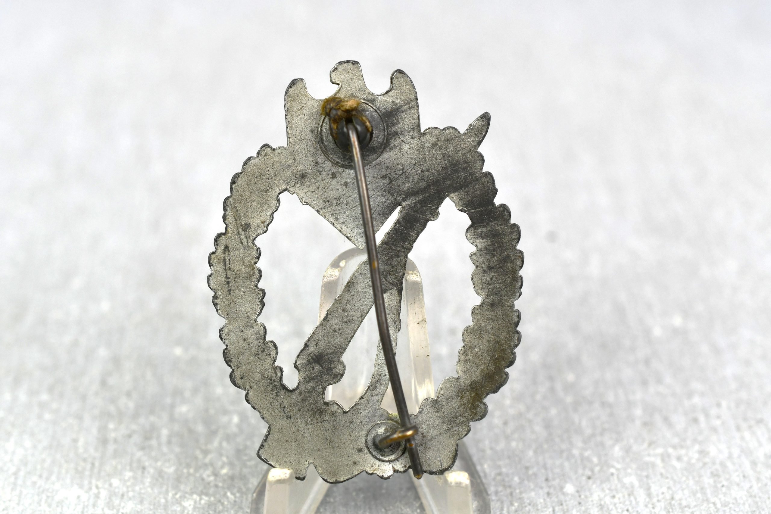 Infantry assault badge in silver by Josef Bergs & Co. 'JB&Co.' — image 2