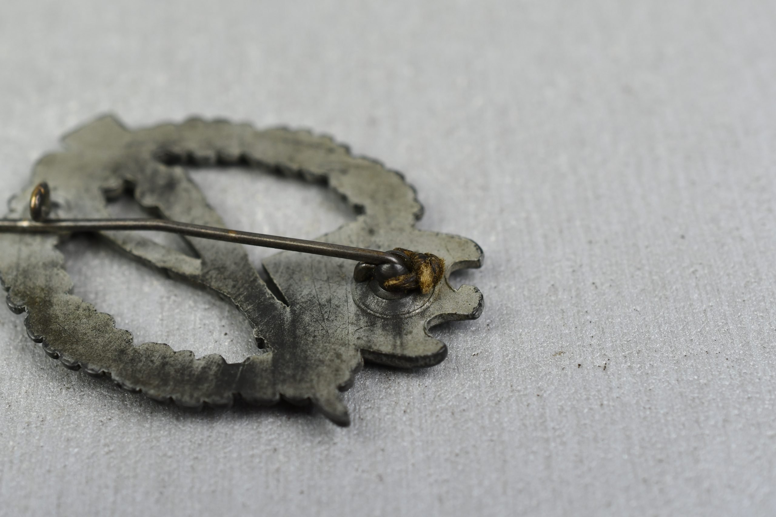 Infantry assault badge in silver by Josef Bergs & Co. 'JB&Co.' — image 3