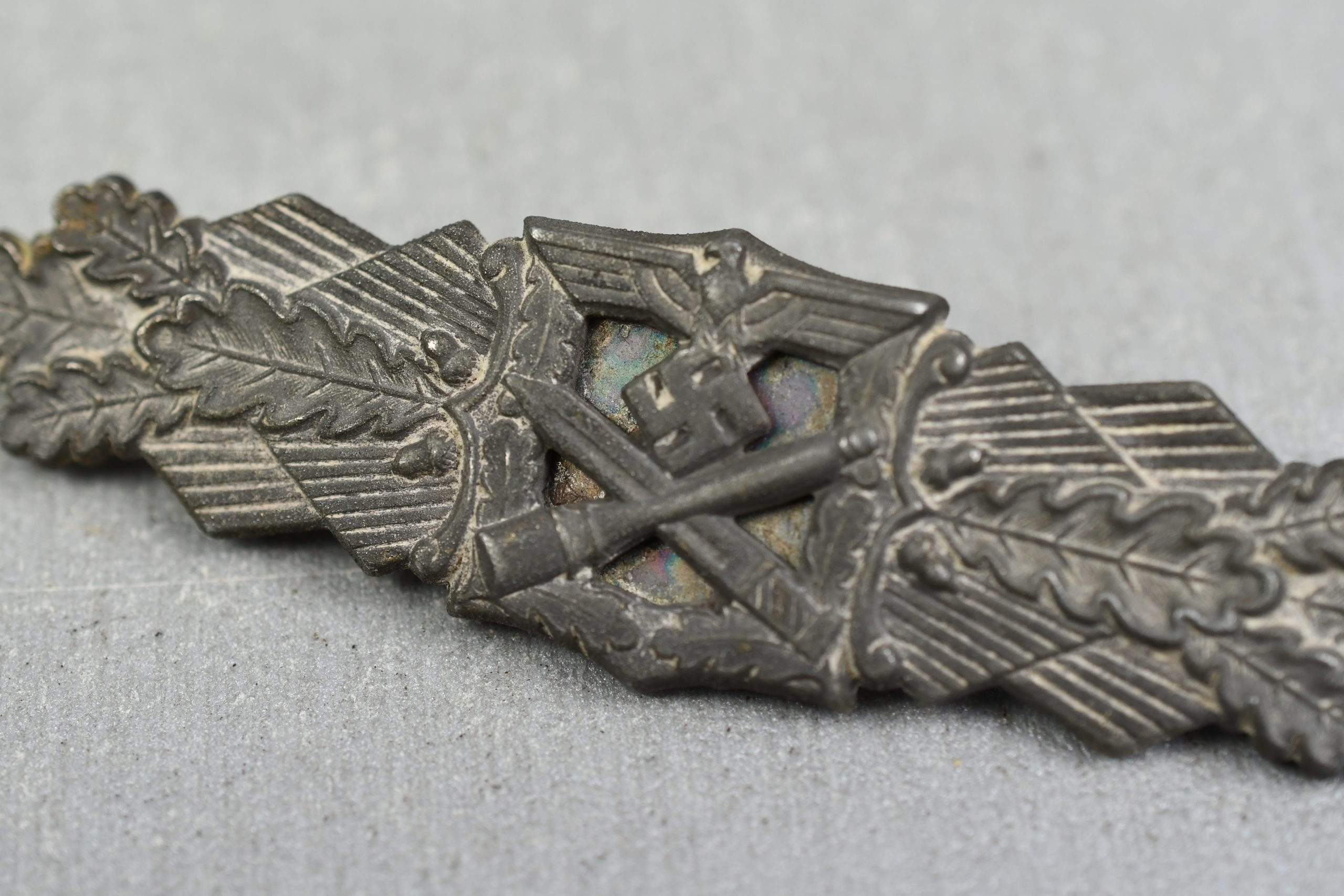 Bronze Close Combat Clasp 'Nahkampfspange' by Friedrich Linden — image 5