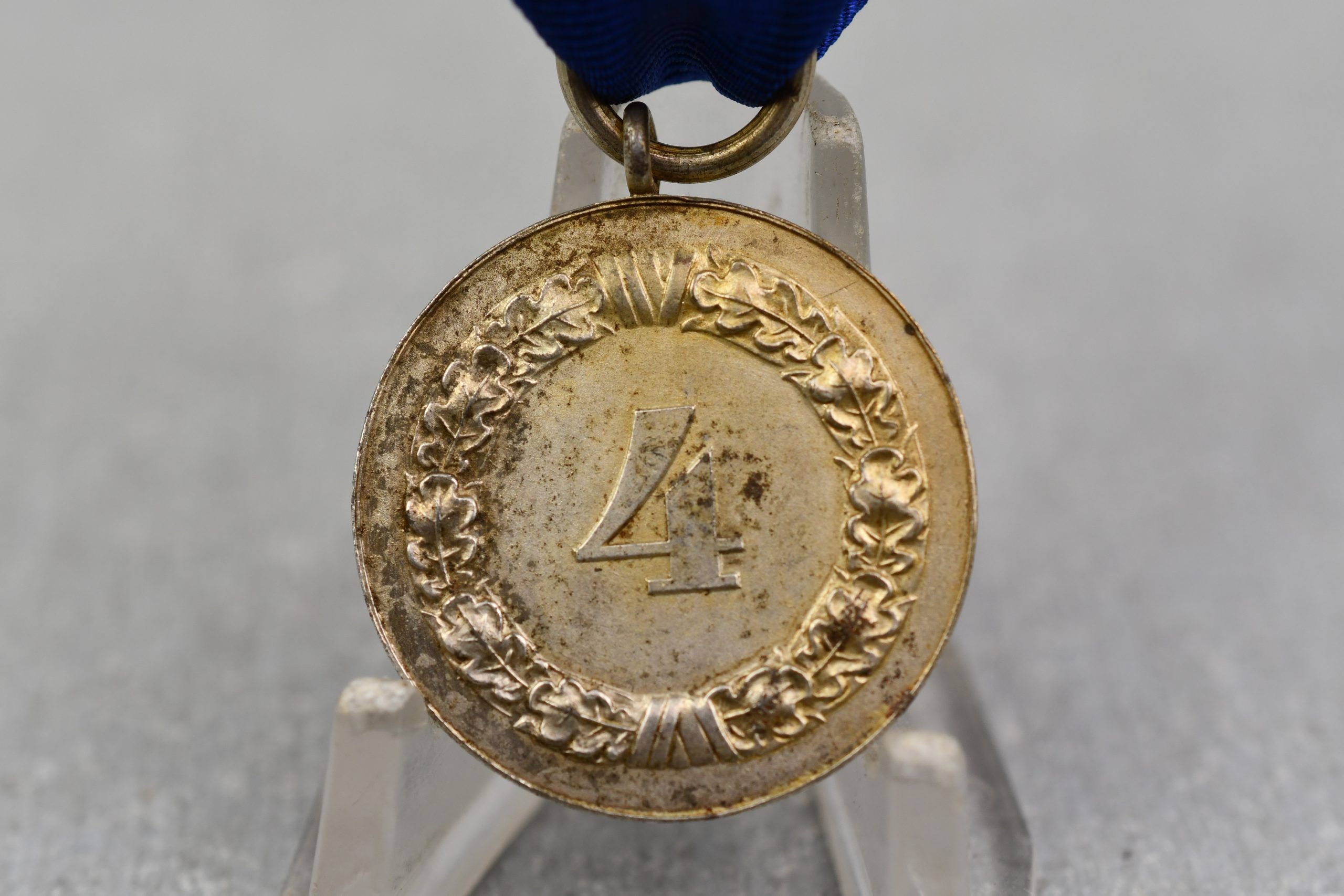 Army (Heer) 4 years faithful service medal — image 2