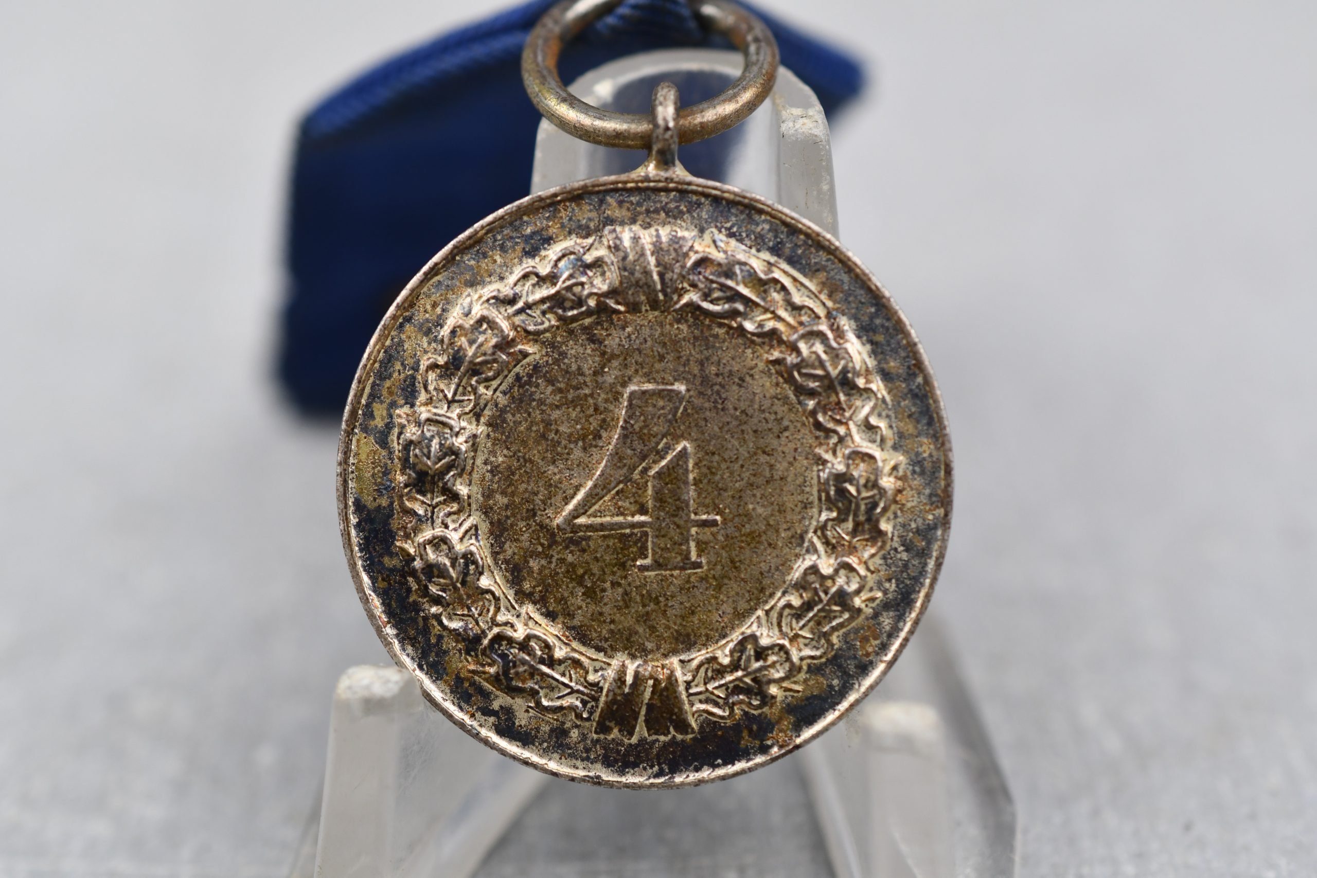 Army (Heer) 4 years faithful service medal — image 2
