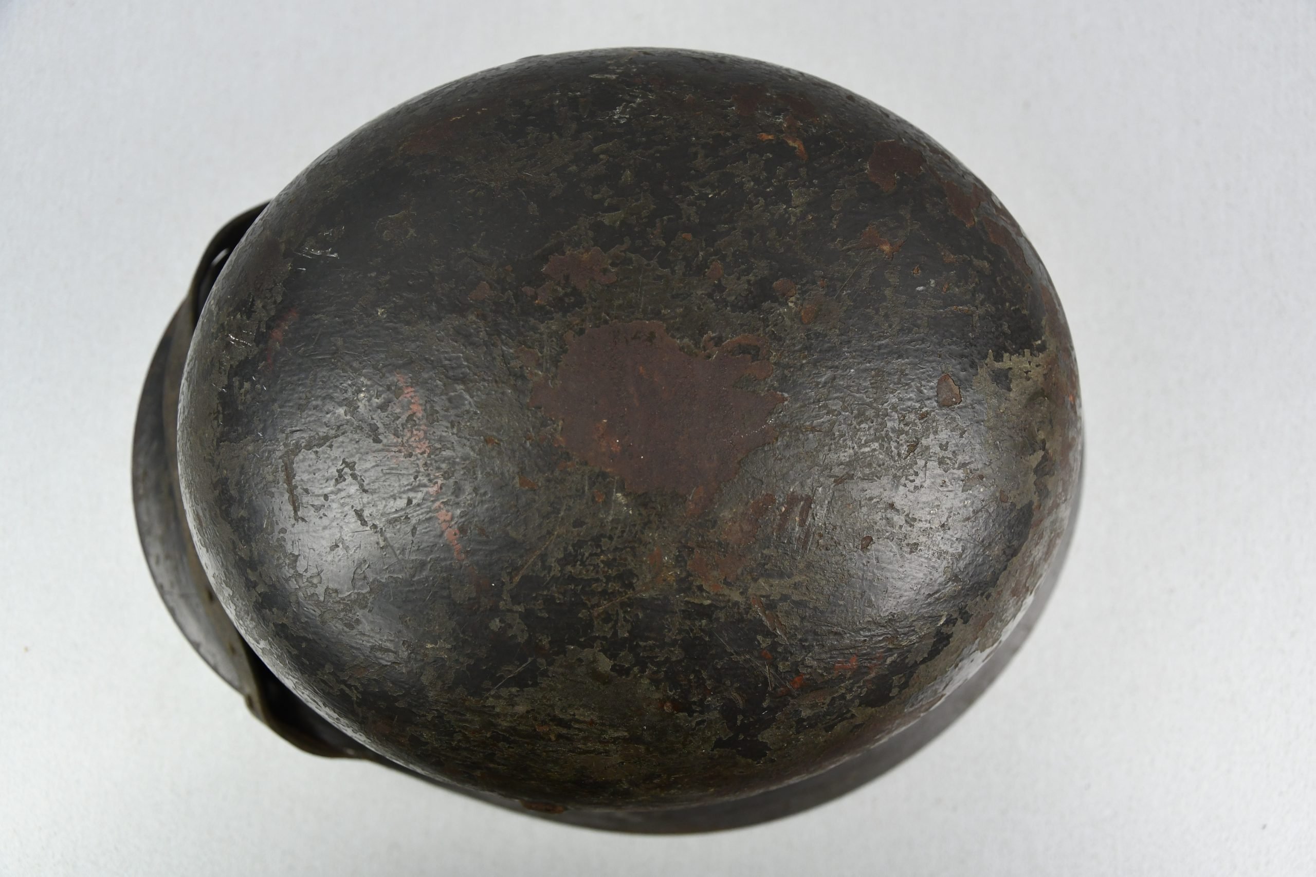 M35 army (Heer) ex-double decal 'overpaint' camouflage steel helmet Q66 — image 7