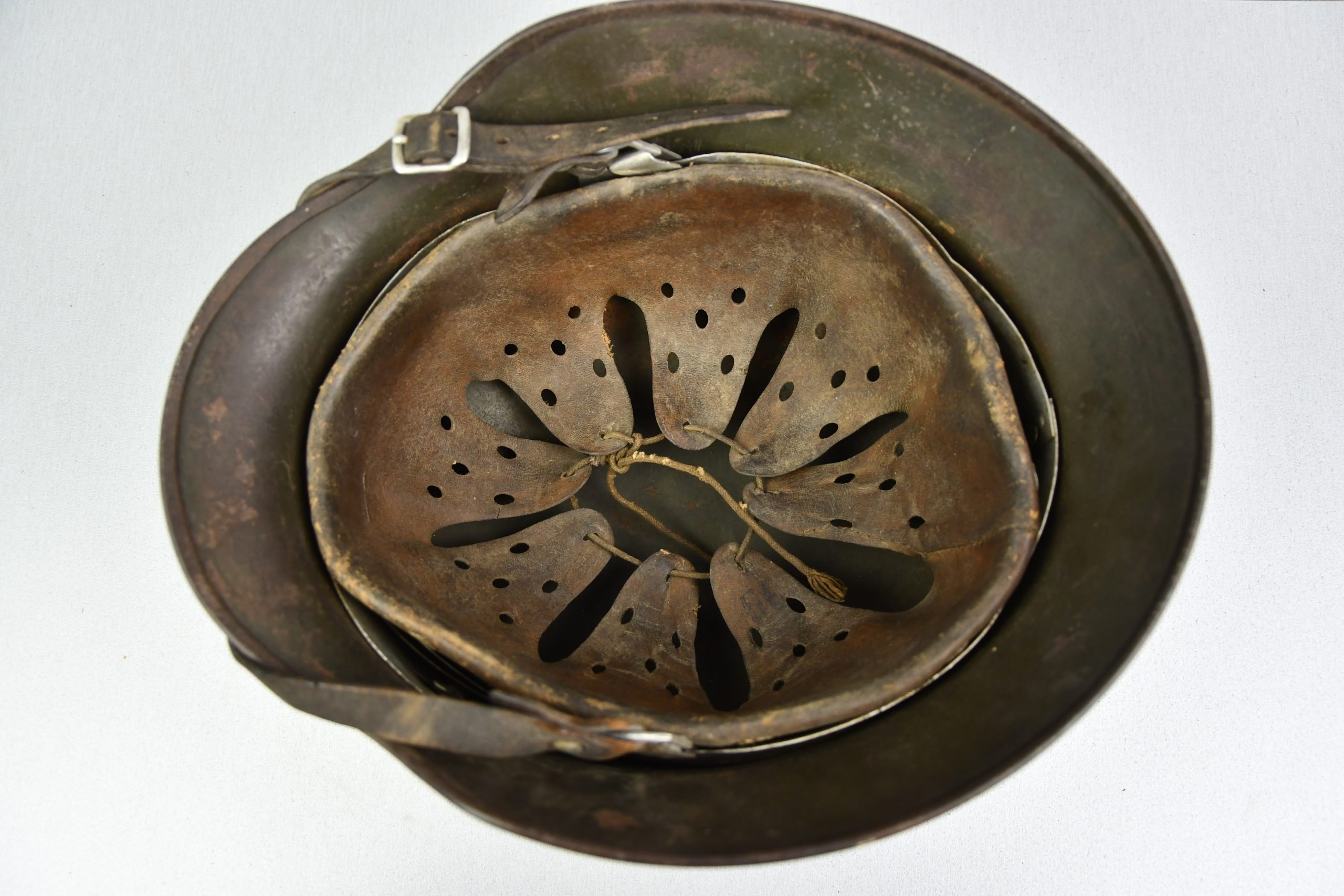 M35 army (Heer) ex-double decal 'overpaint' camouflage steel helmet Q66 — image 8