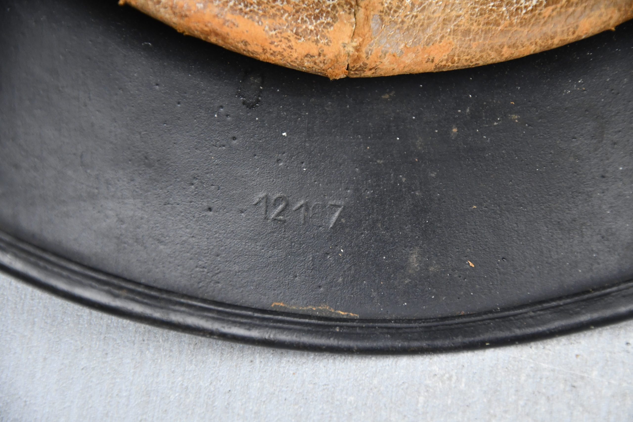 M40 Luftwaffe single decal steel helmet SE64 — image 11