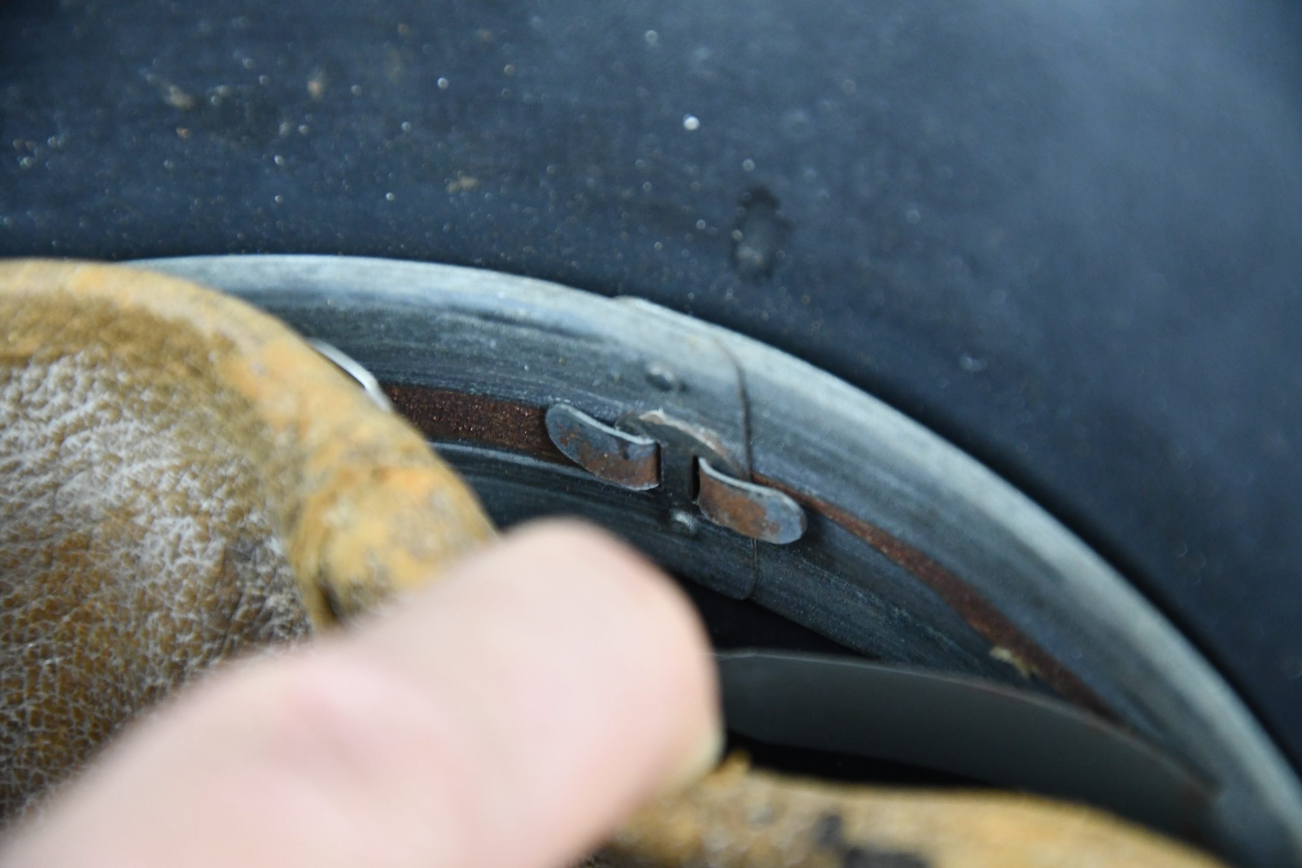 M40 Luftwaffe single decal steel helmet SE64 — image 19