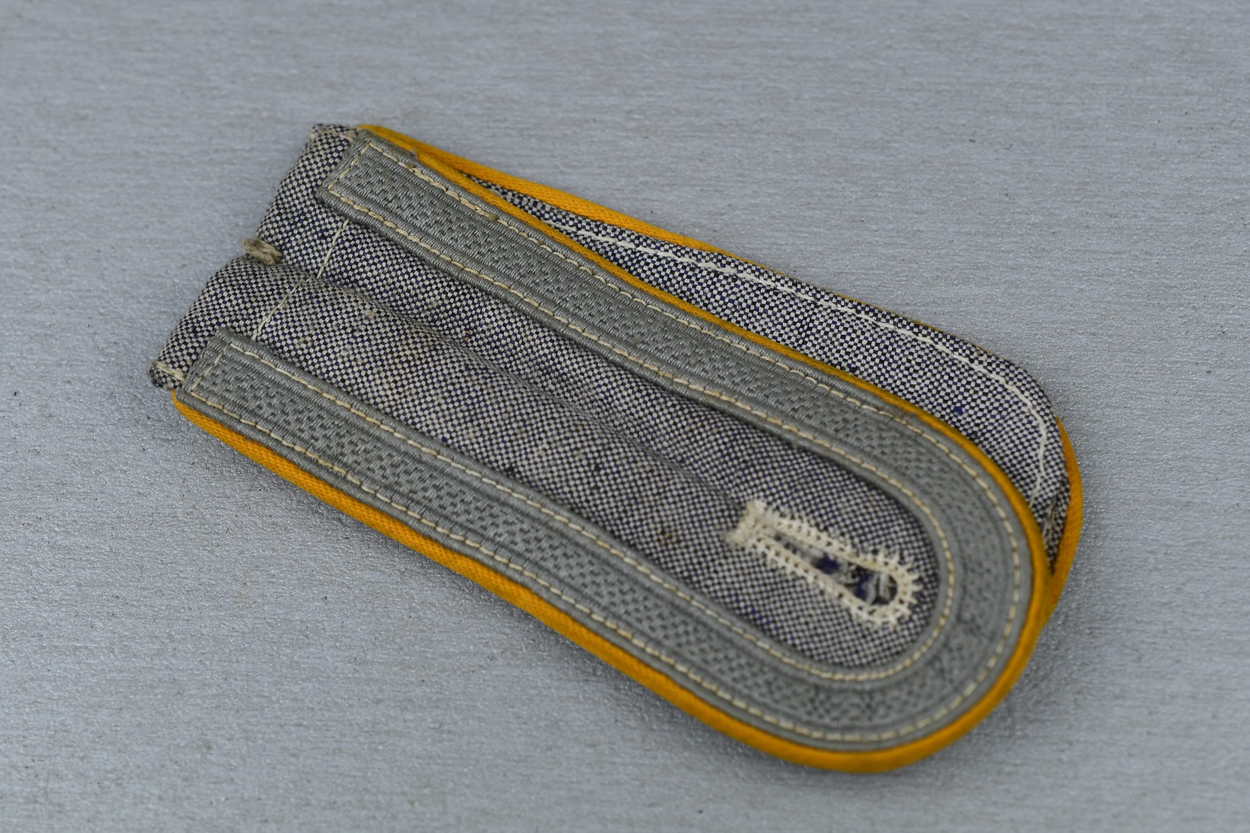 RARE Luftwaffe pilot or paratrooper shoulder boards for Unteroffizier in blue summer cloth — image 2
