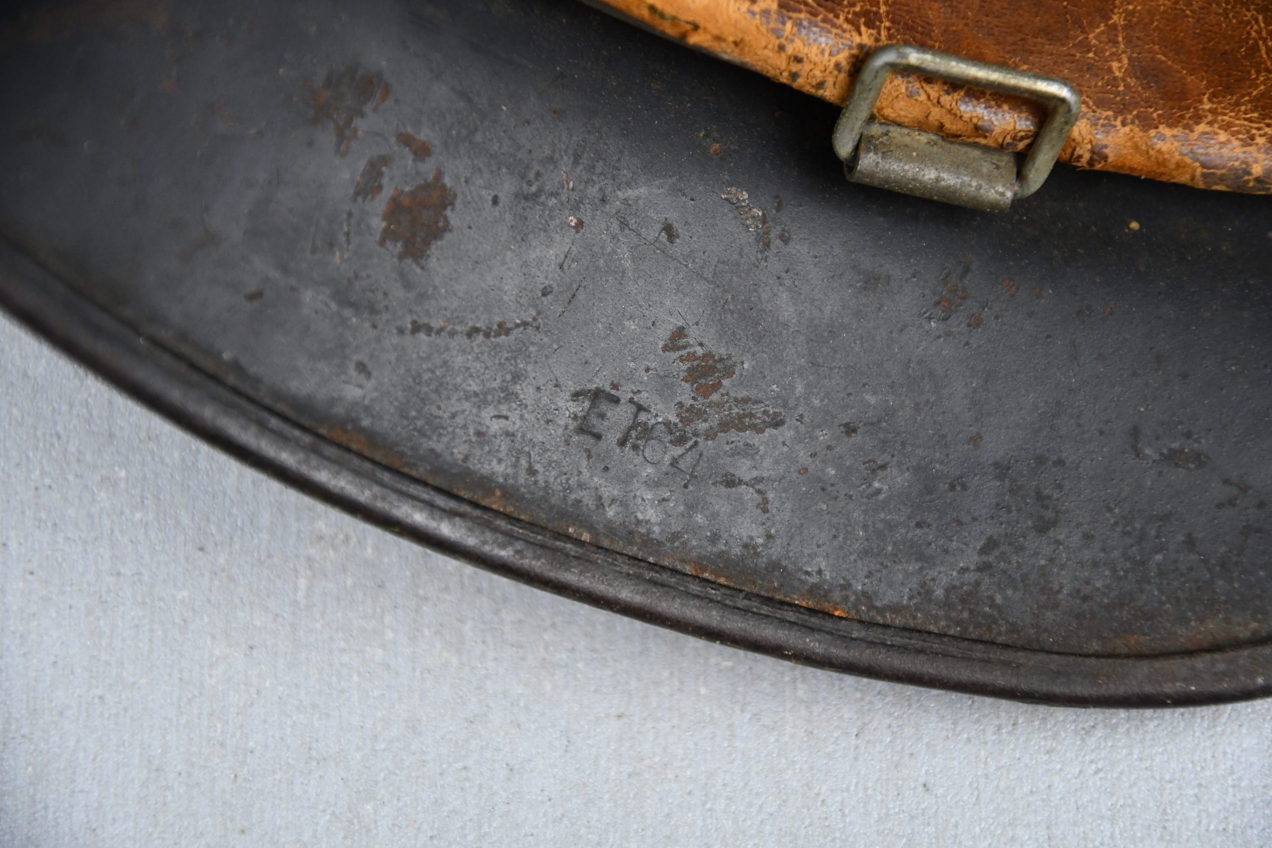 M40 Luftwaffe single decal steel helmet ET64 — image 11