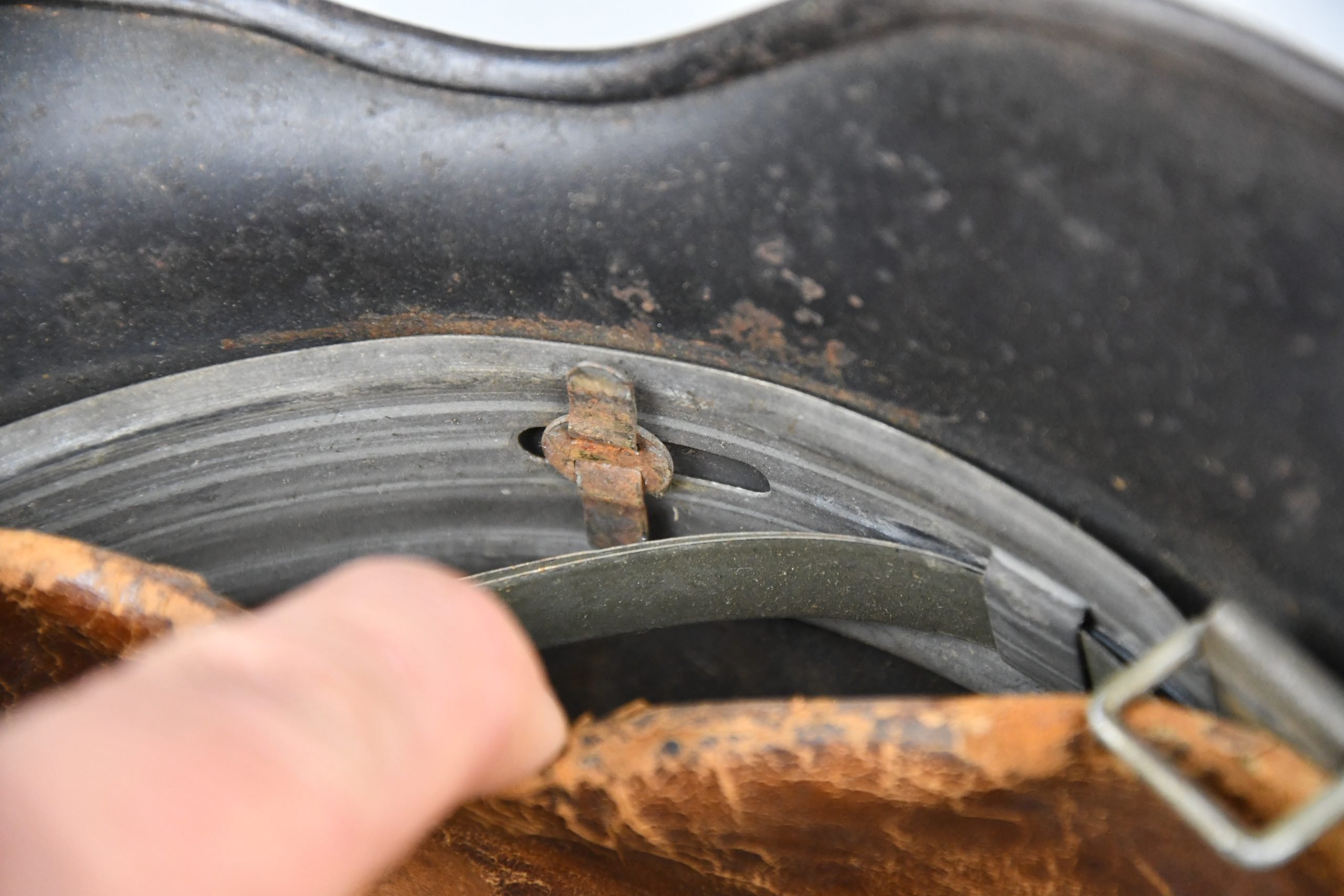 M40 Luftwaffe single decal steel helmet ET64 — image 14