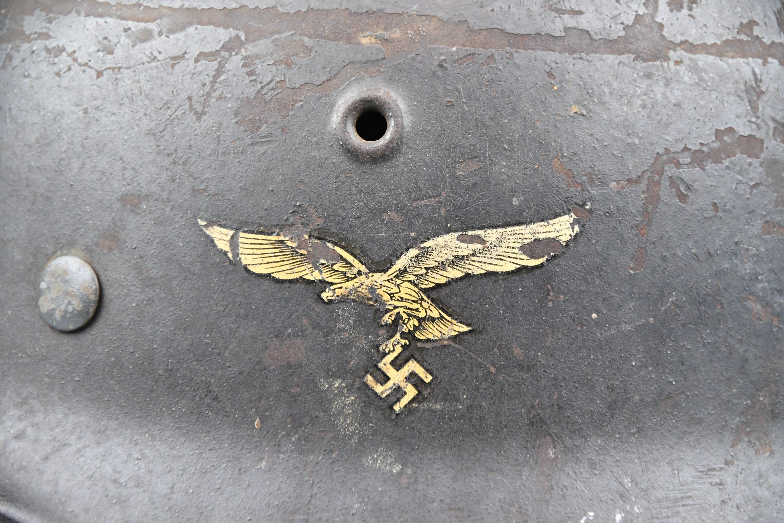 M40 Luftwaffe single decal steel helmet ET64 — image 2