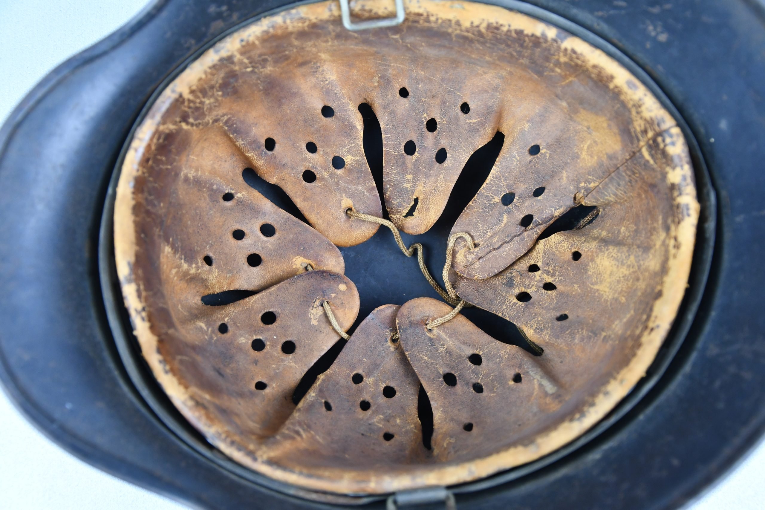 M40 Luftwaffe single decal steel helmet ET64 — image 8