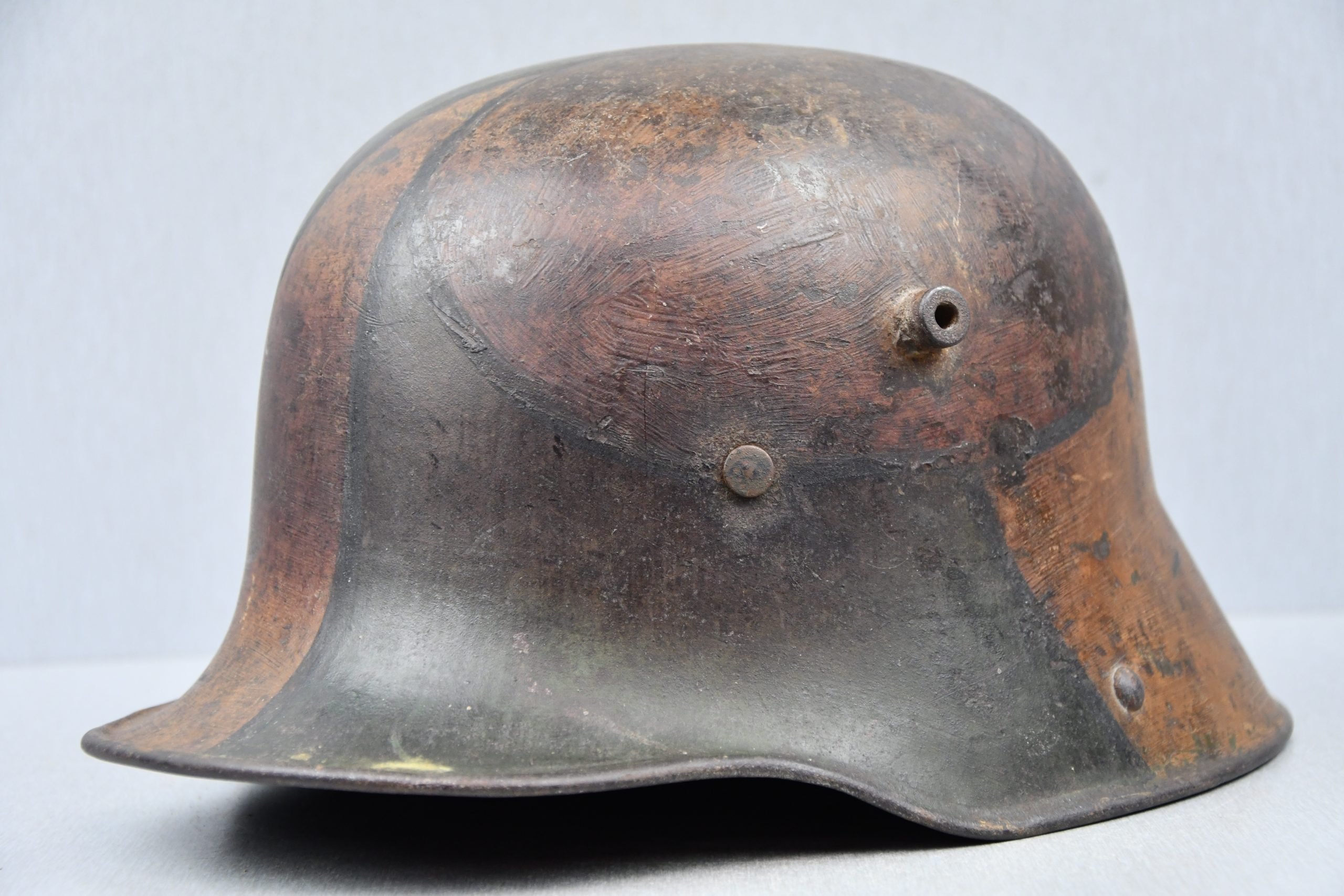 WW1 Germann M16 'Mimikri' camouflage helmet St.66 — image 2