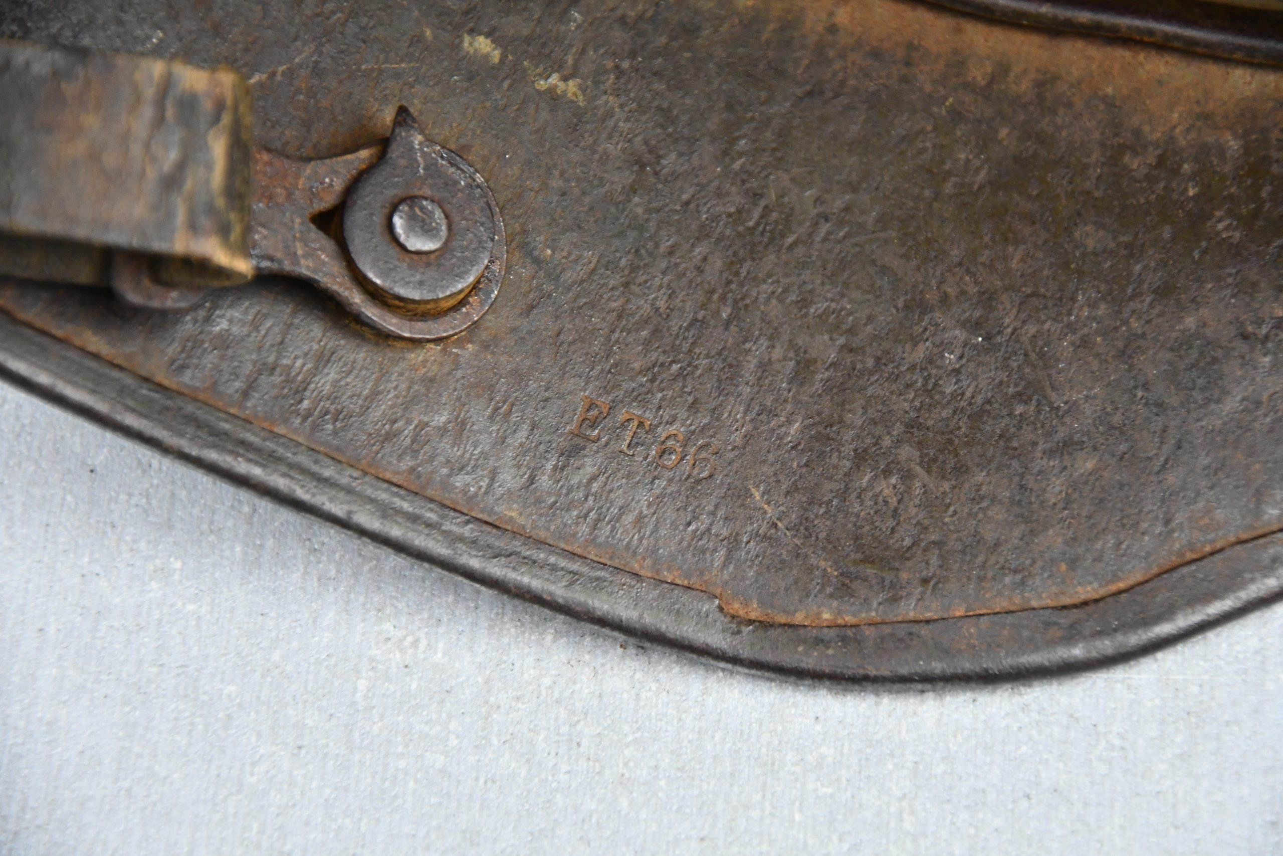 WW1 German M16 steel helmet ET66 with strap — image 14