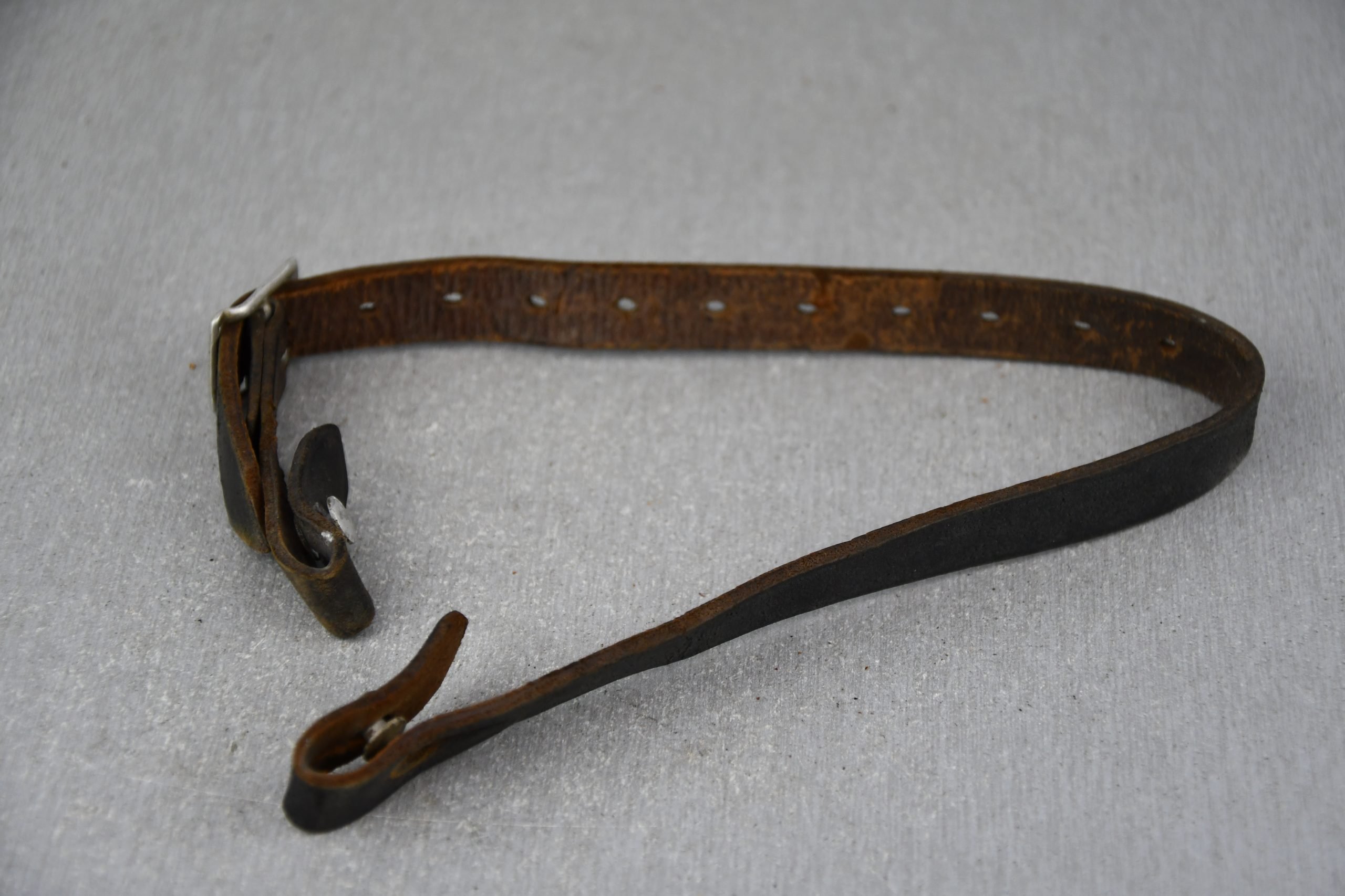 German helmet chin strap by Rahm & Kampmann 1940 — image 3