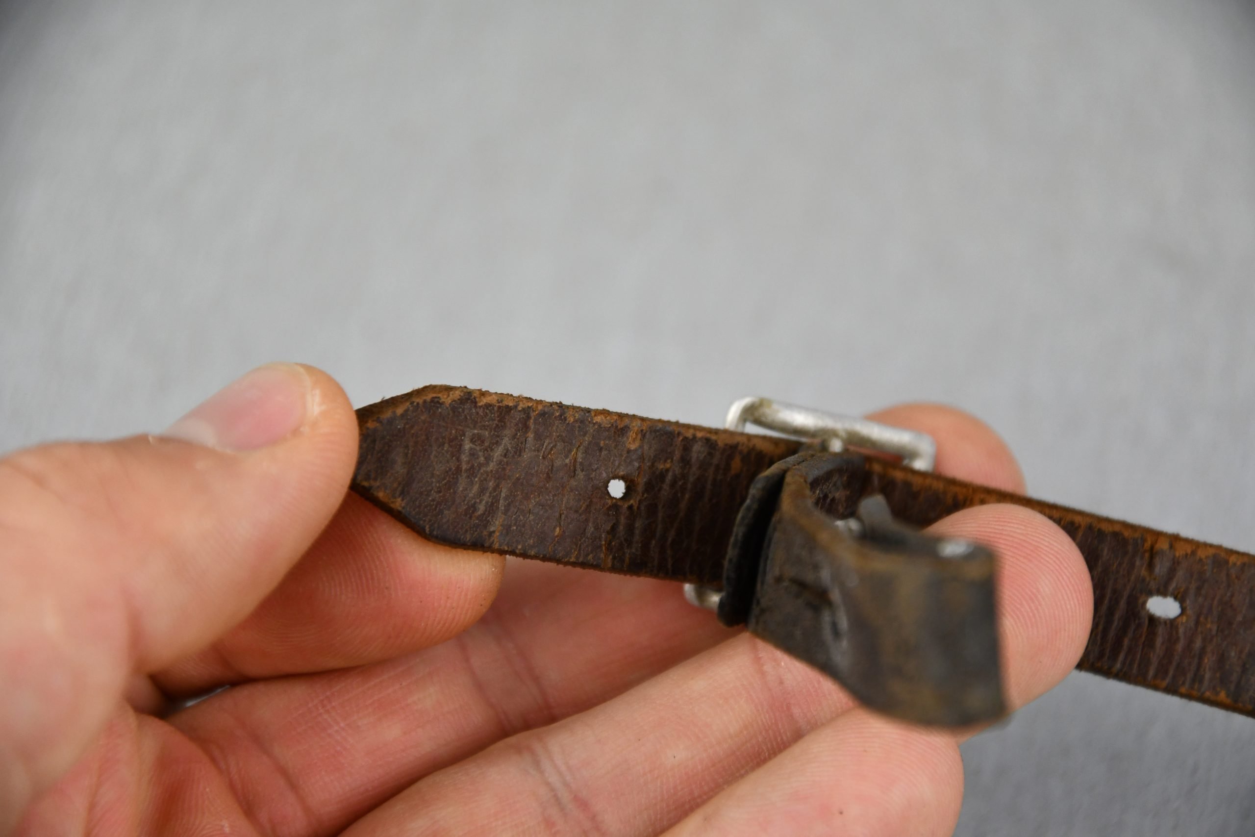 German helmet chin strap by Rahm & Kampmann 1940 — image 5