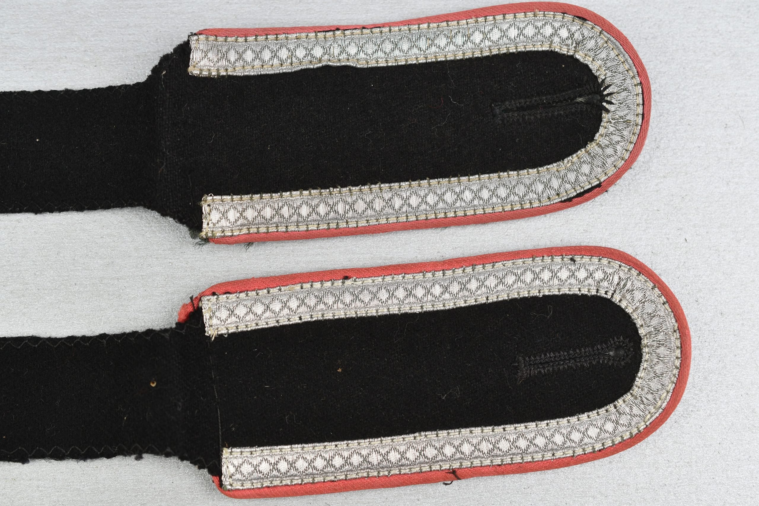Waffen-SS Unterscharführer 'Panzer' shoulder boards — image 4