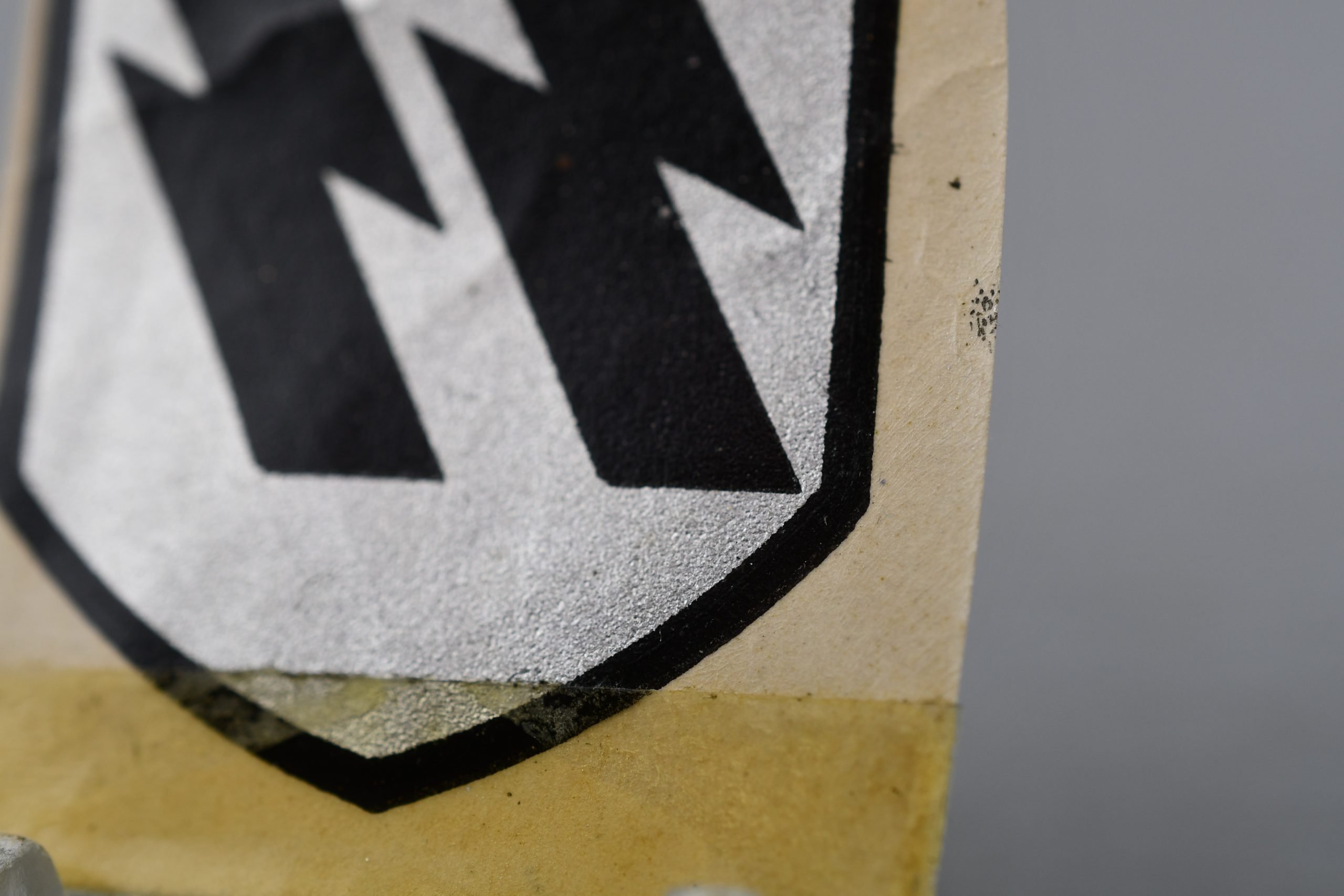 RARE Waffen-SS unissued helmet decal 'Austrian mirror runes' — image 2